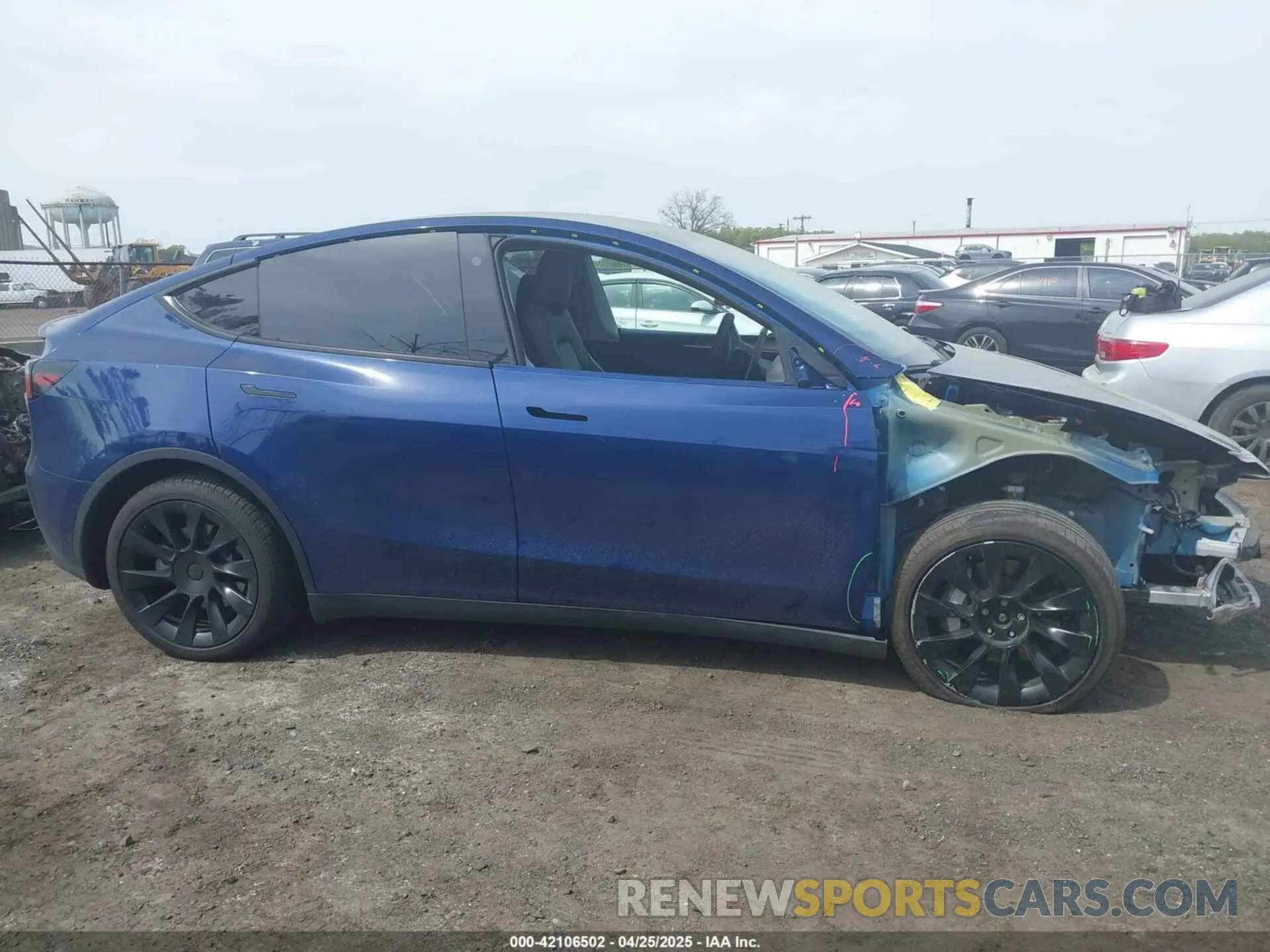 12 fotografías del automóvil dañado 7SAYGDEE8PF768589 TESLA MODEL Y 2023