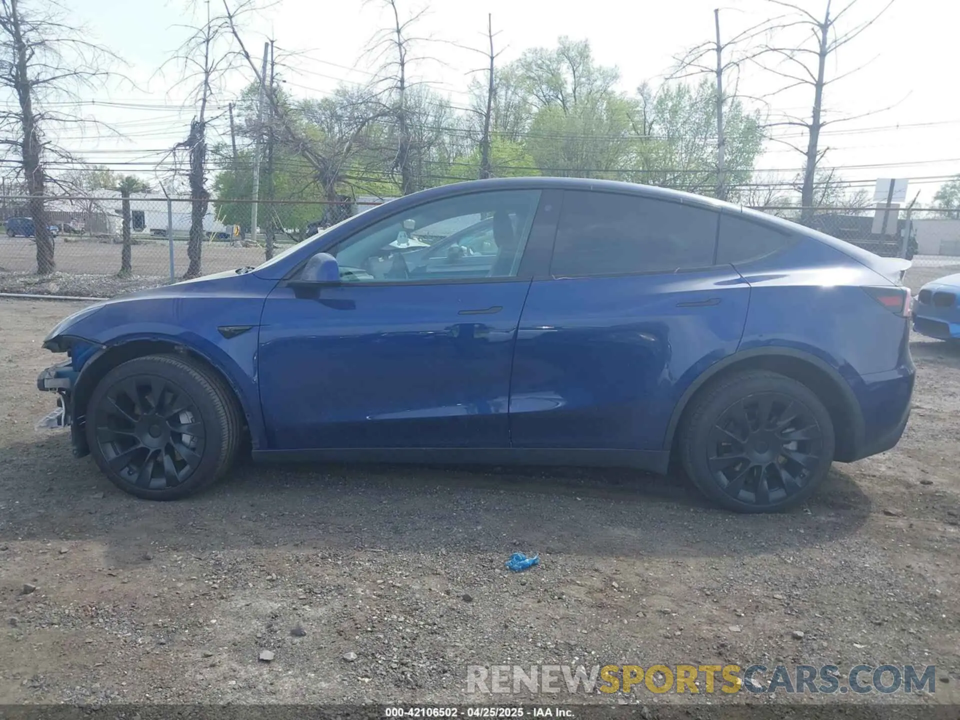 13 fotografías del automóvil dañado 7SAYGDEE8PF768589 TESLA MODEL Y 2023