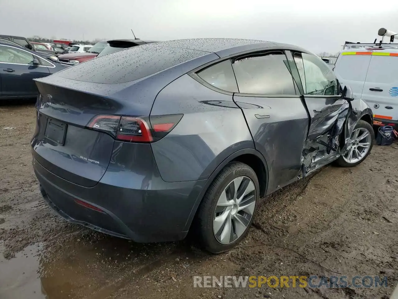 3 fotografías del automóvil dañado 7SAYGDEE8PF773128 TESLA MODEL Y 2023