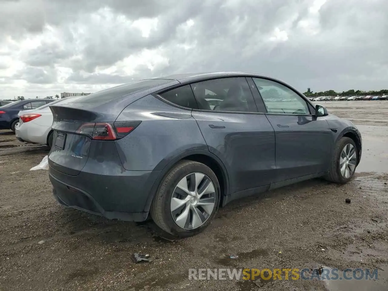 3 fotografías del automóvil dañado 7SAYGDEE8PF854503 TESLA MODEL Y 2023