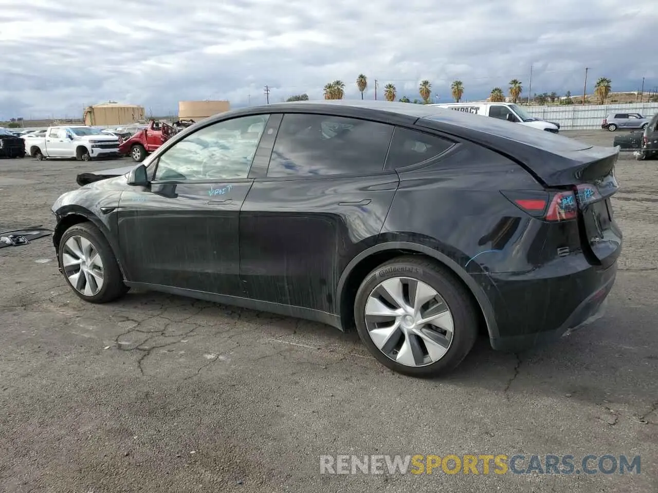 2 fotografías del automóvil dañado 7SAYGDEE8PF877926 TESLA MODEL Y 2023