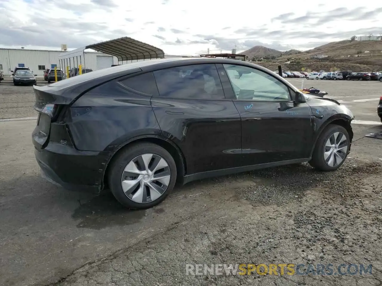 3 fotografías del automóvil dañado 7SAYGDEE8PF877926 TESLA MODEL Y 2023