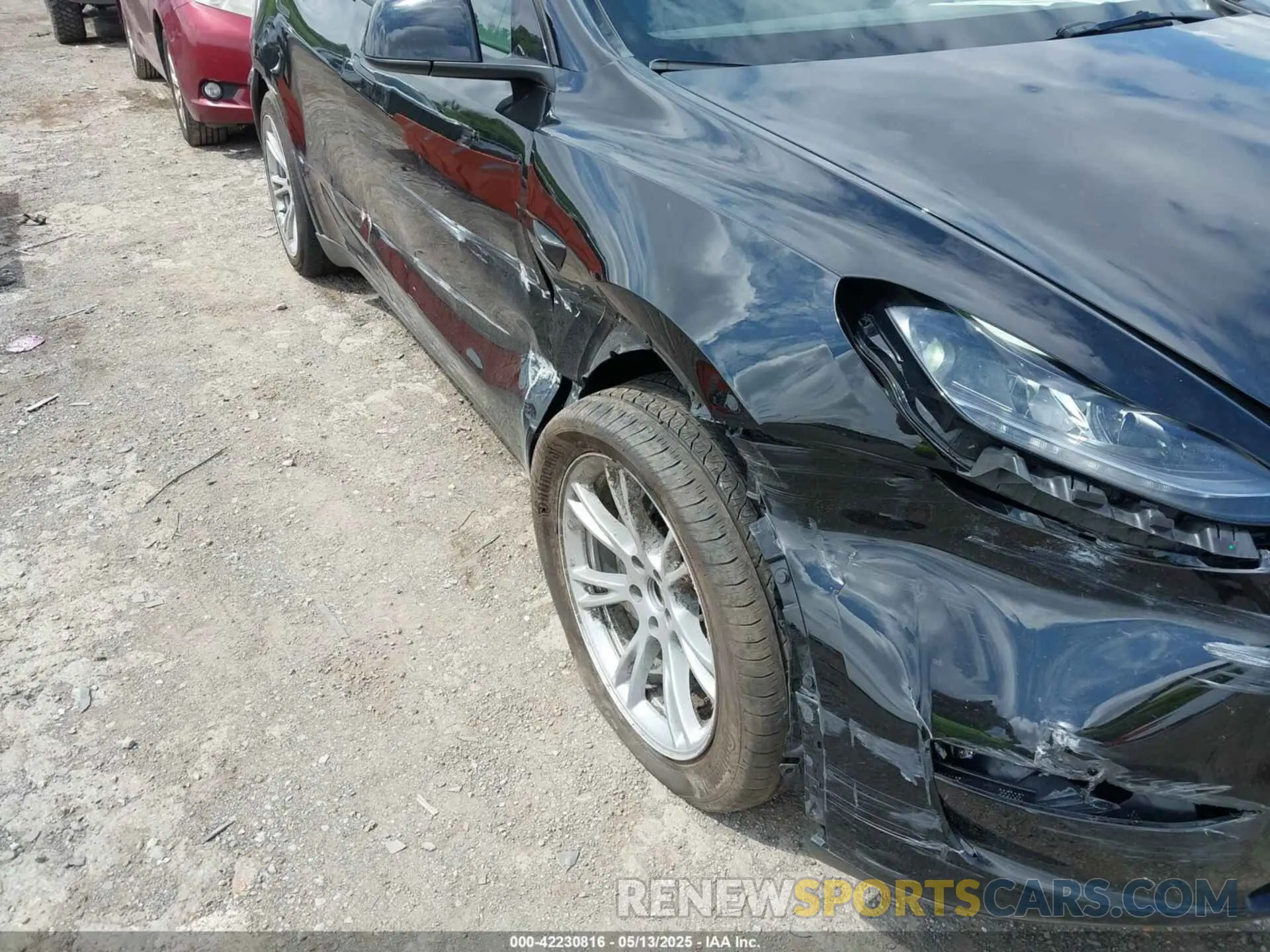 6 fotografías del automóvil dañado 7SAYGDEE8PF919057 TESLA MODEL Y 2023