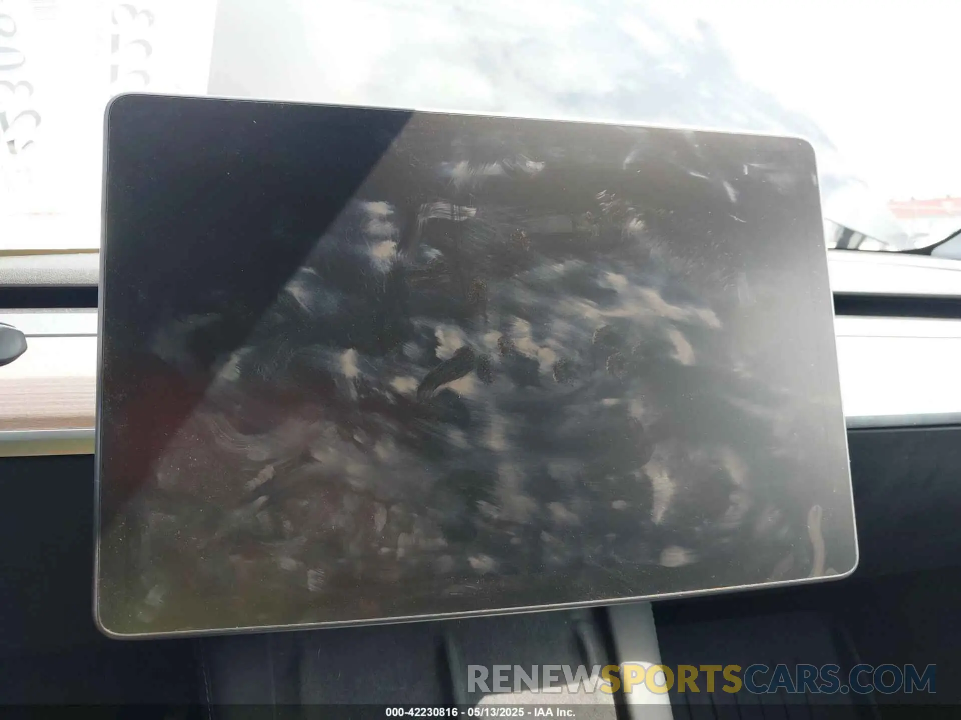 7 fotografías del automóvil dañado 7SAYGDEE8PF919057 TESLA MODEL Y 2023