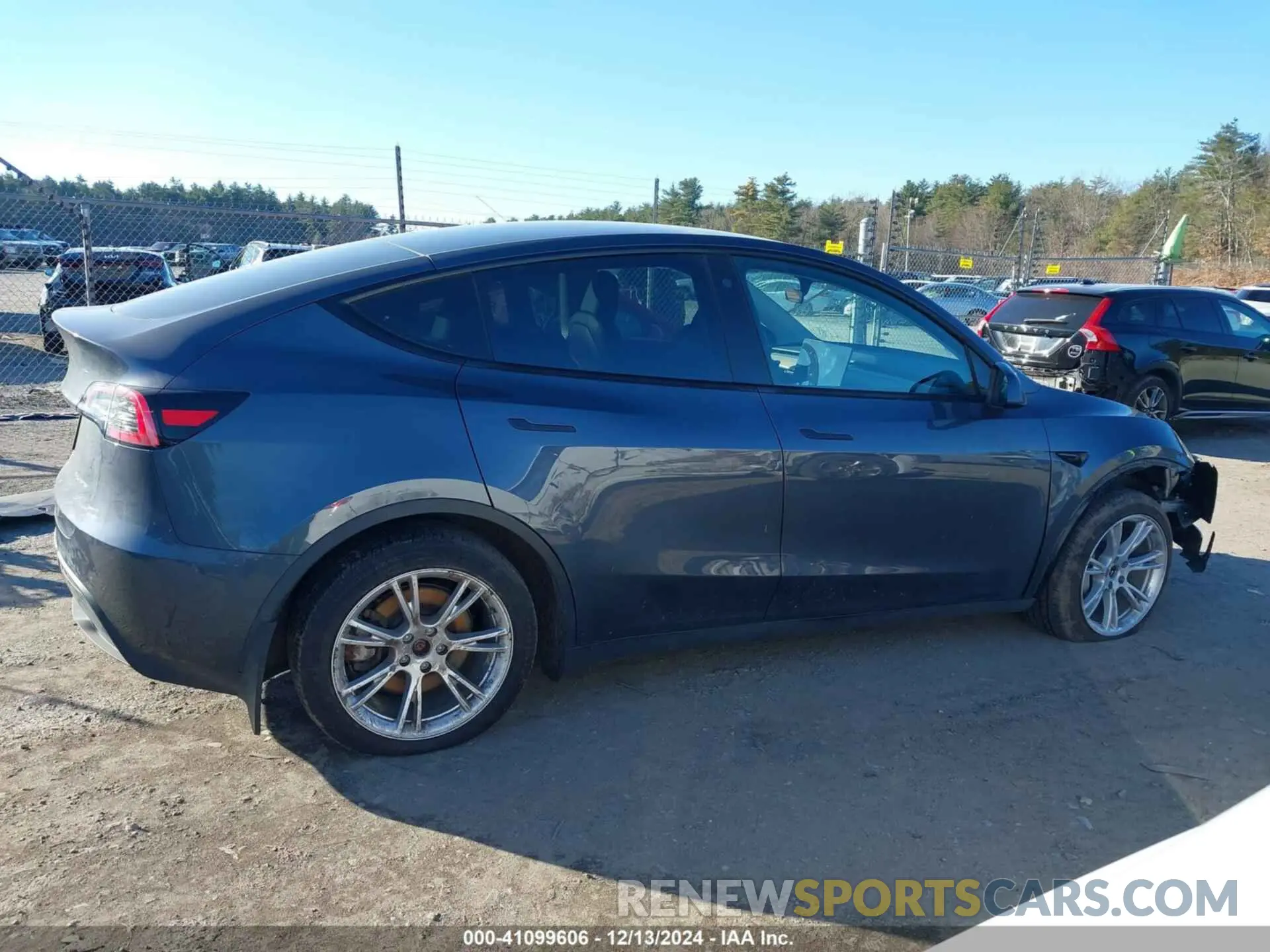 14 fotografías del automóvil dañado 7SAYGDEE9PA041474 TESLA MODEL Y 2023