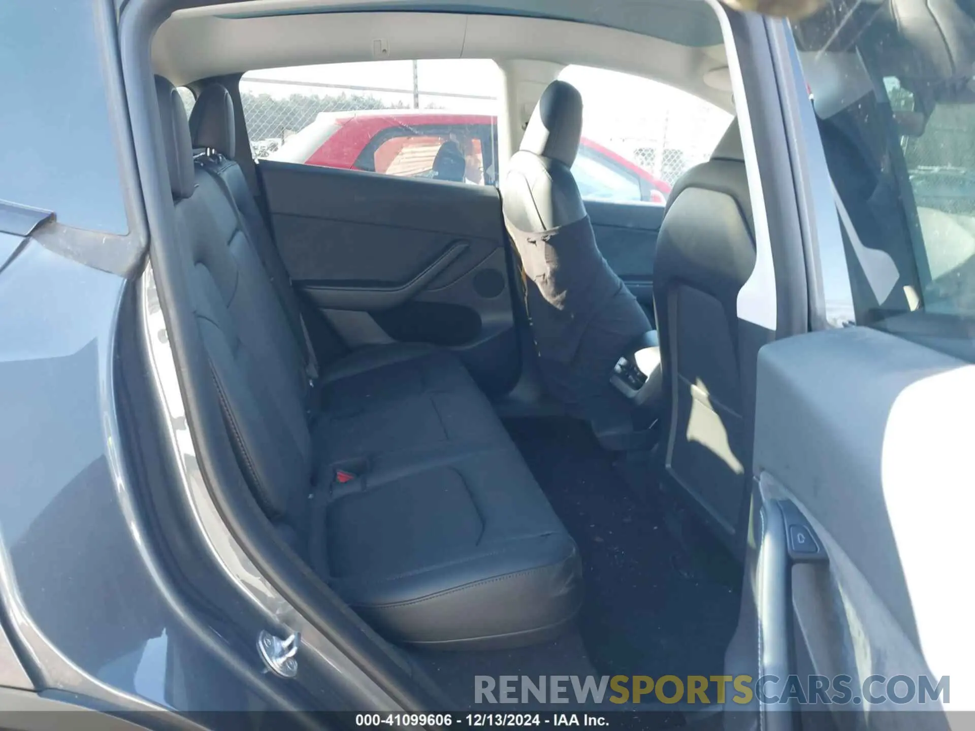 8 fotografías del automóvil dañado 7SAYGDEE9PA041474 TESLA MODEL Y 2023
