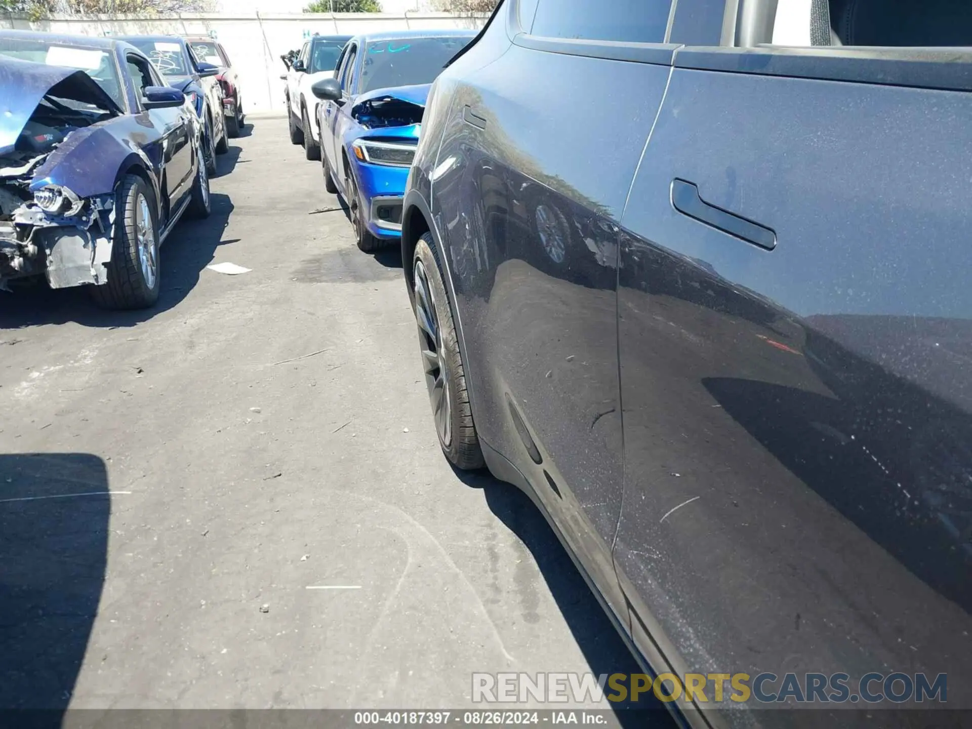 20 fotografías del automóvil dañado 7SAYGDEE9PA047291 TESLA MODEL Y 2023