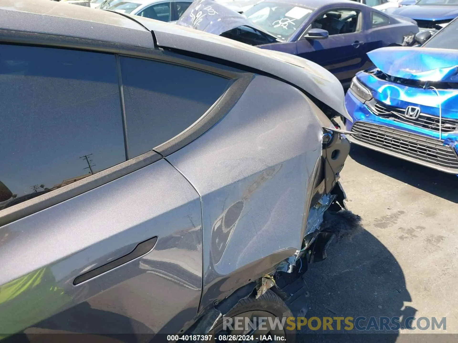 24 fotografías del automóvil dañado 7SAYGDEE9PA047291 TESLA MODEL Y 2023