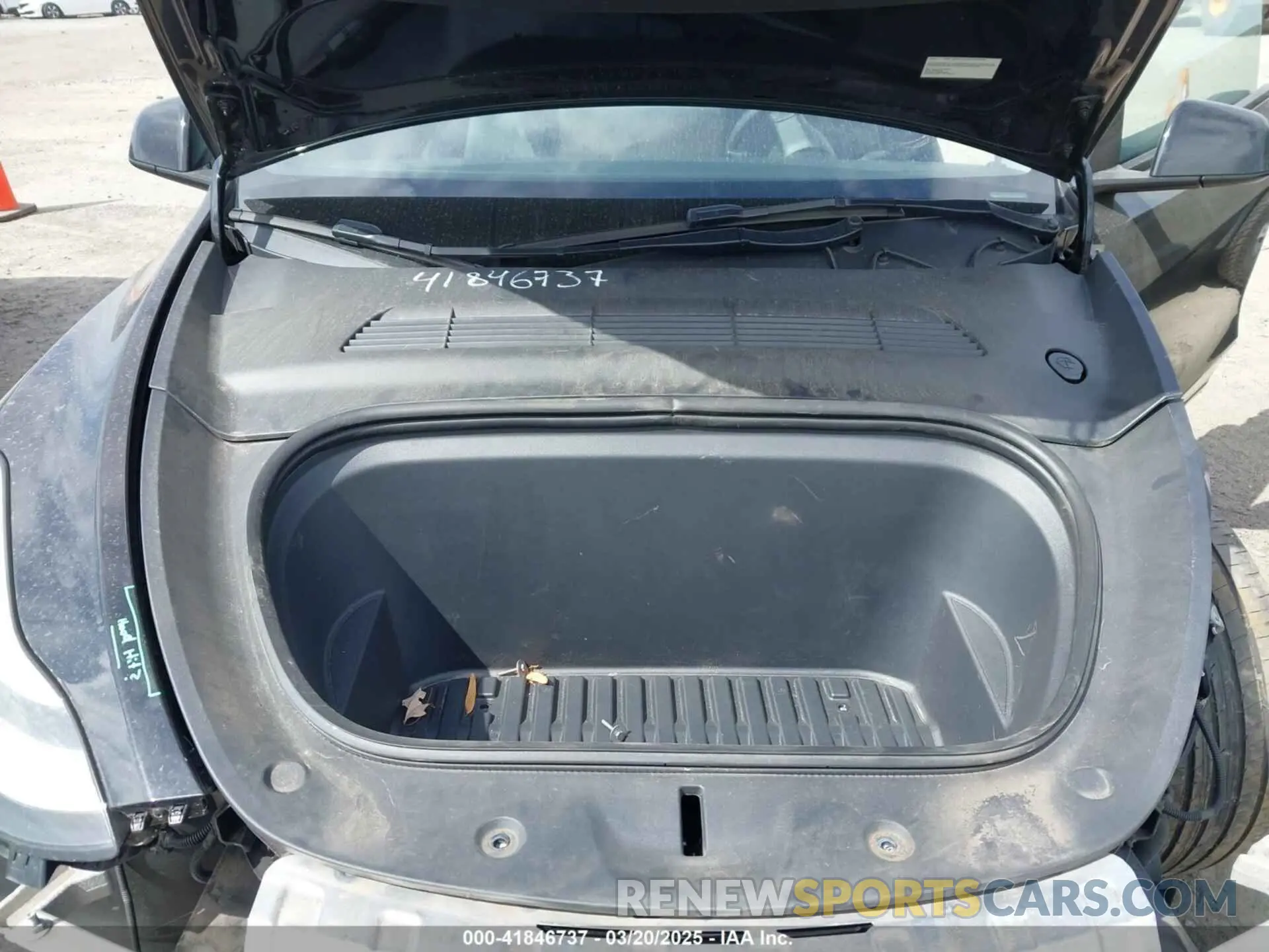 10 fotografías del automóvil dañado 7SAYGDEE9PA051535 TESLA MODEL Y 2023