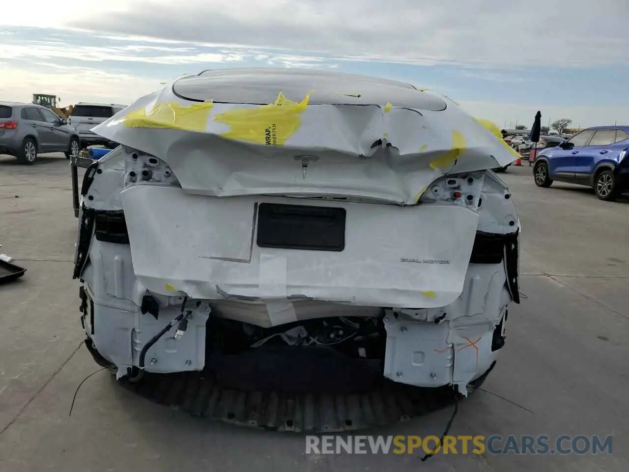 6 fotografías del automóvil dañado 7SAYGDEE9PA092263 TESLA MODEL Y 2023