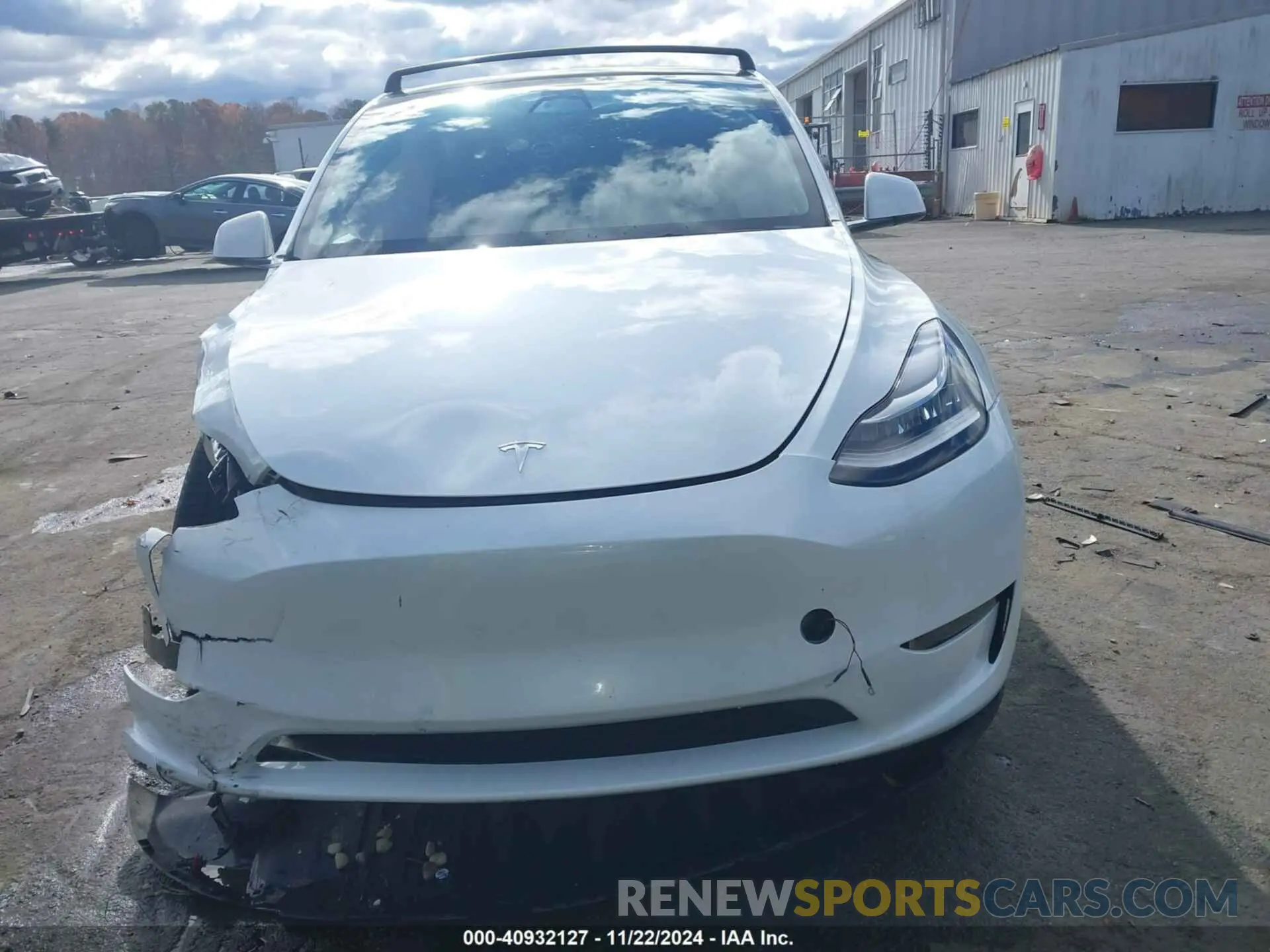 11 fotografías del automóvil dañado 7SAYGDEE9PA104184 TESLA MODEL Y 2023