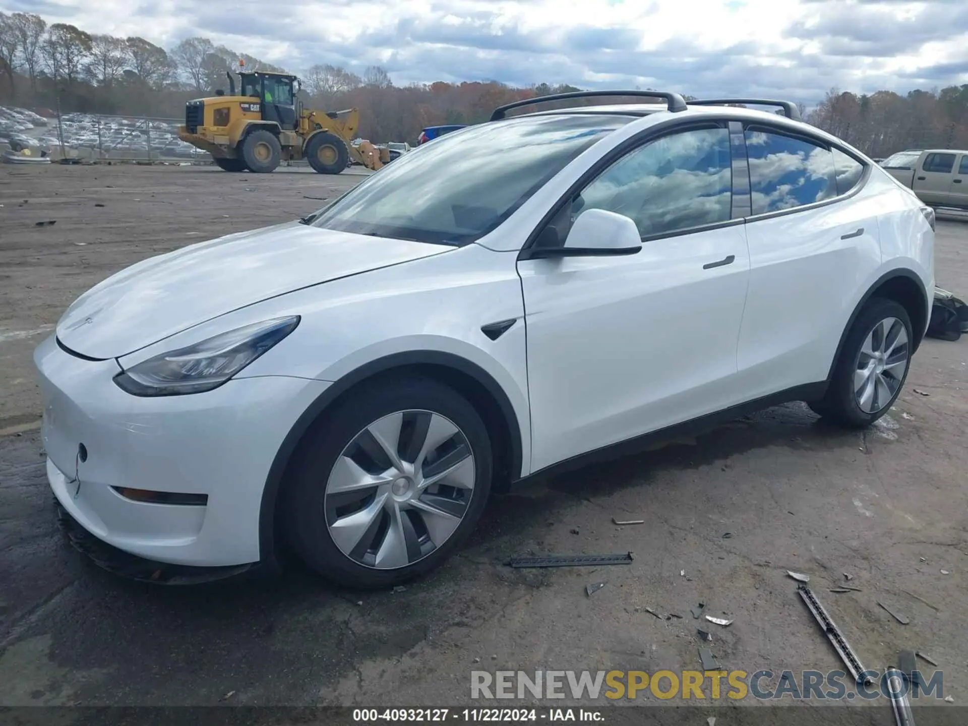 2 fotografías del automóvil dañado 7SAYGDEE9PA104184 TESLA MODEL Y 2023