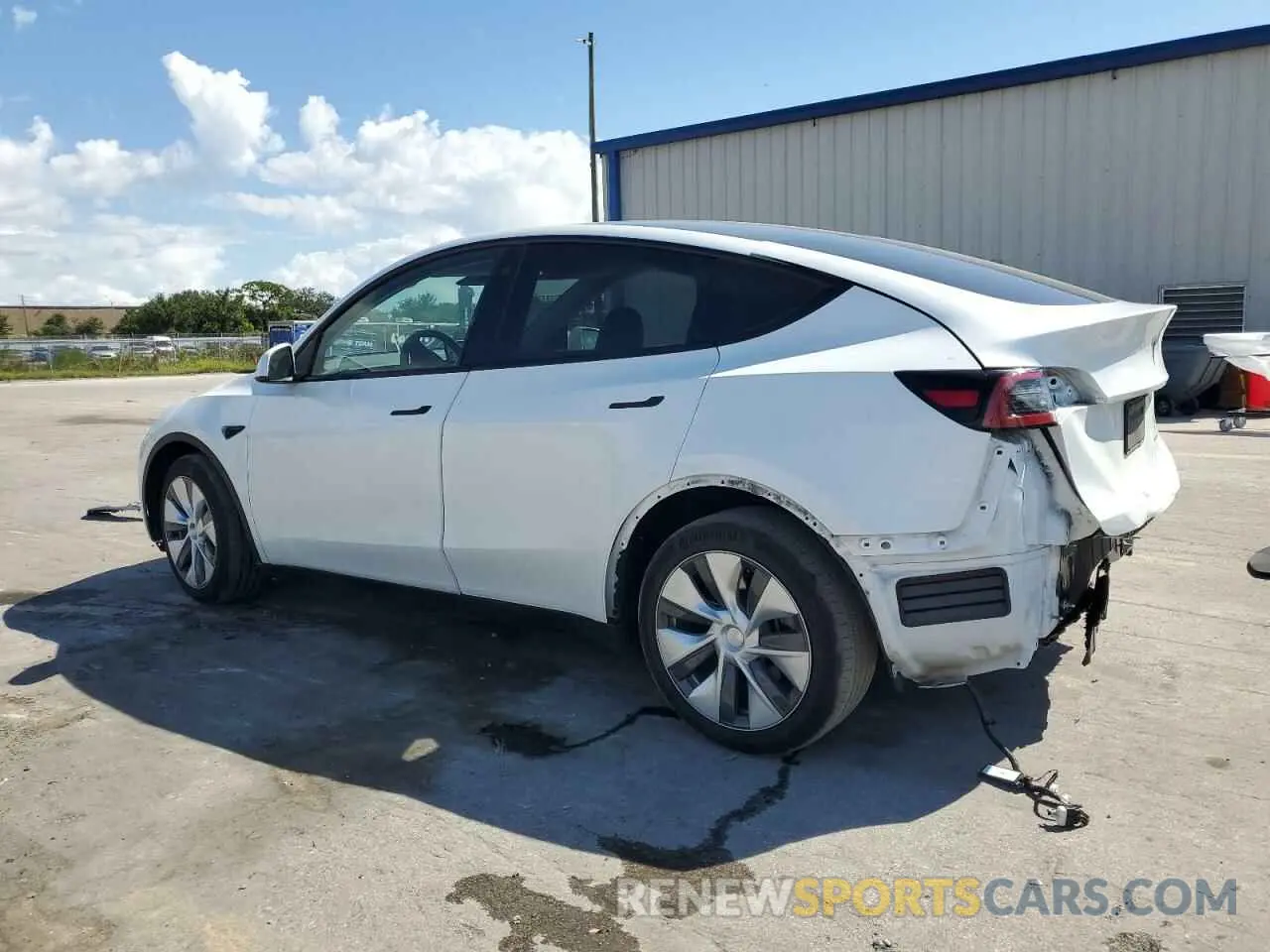2 fotografías del automóvil dañado 7SAYGDEE9PA124113 TESLA MODEL Y 2023