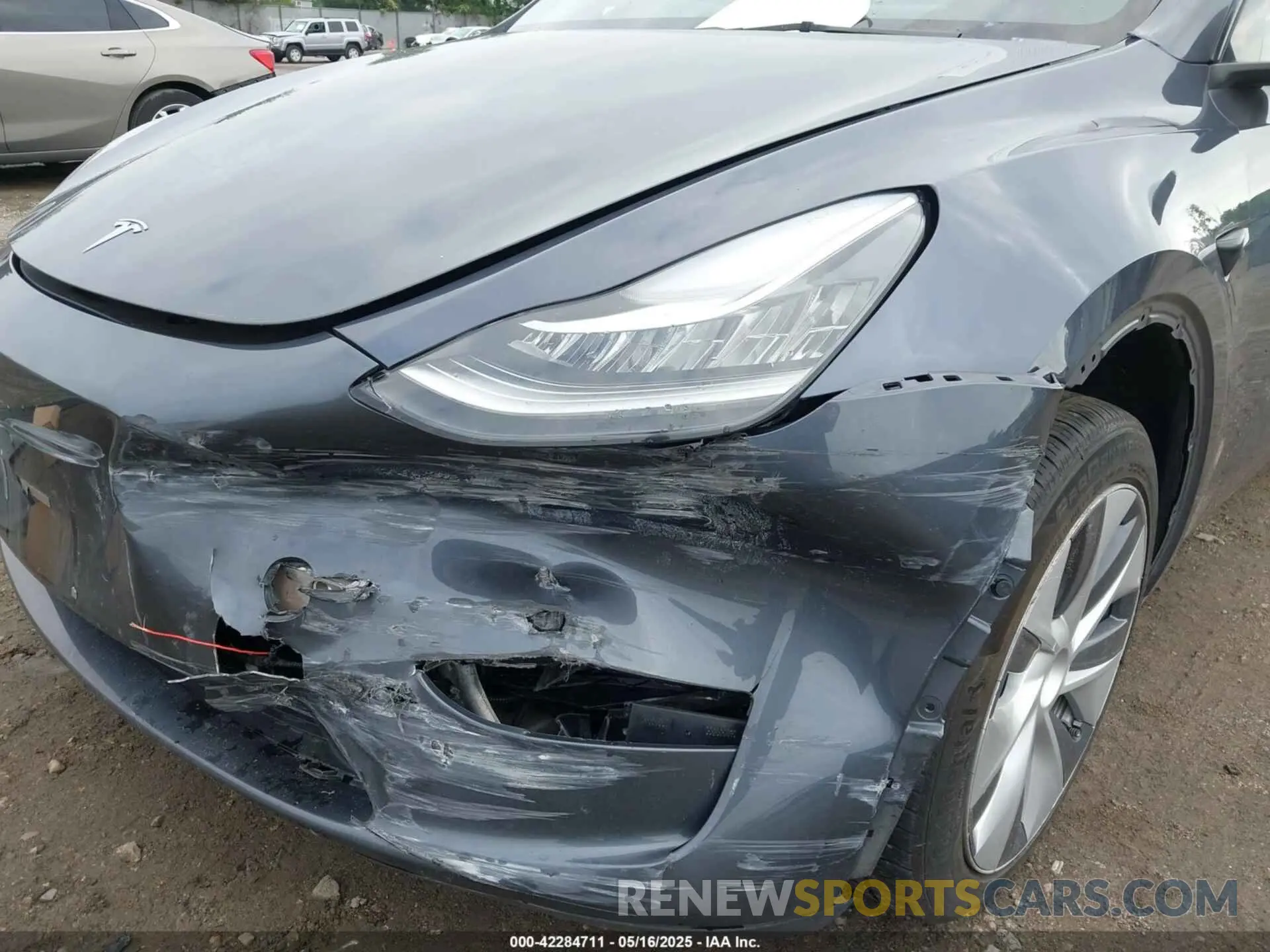 6 fotografías del automóvil dañado 7SAYGDEE9PA130624 TESLA MODEL Y 2023