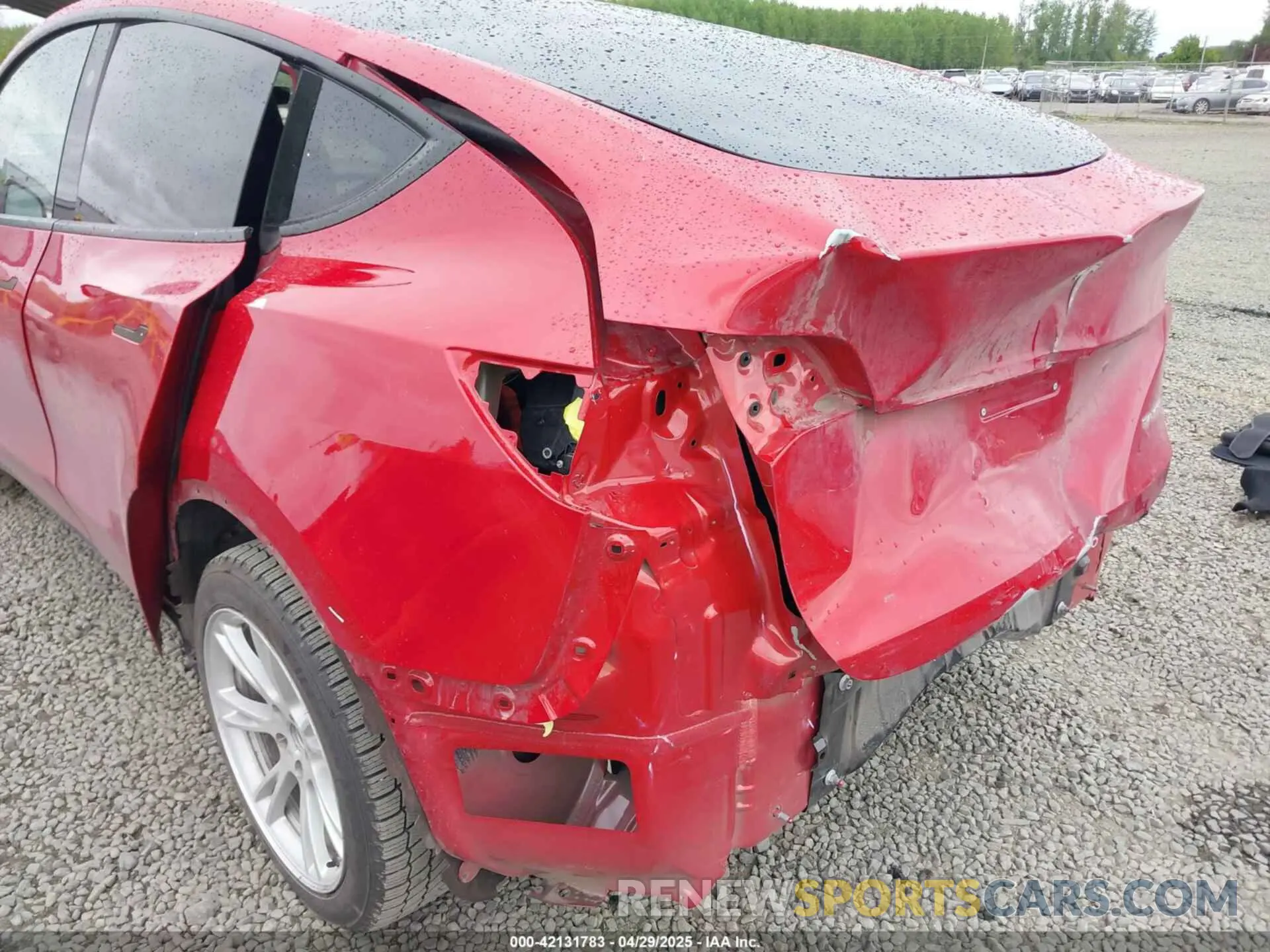 21 fotografías del automóvil dañado 7SAYGDEE9PA145947 TESLA MODEL Y 2023