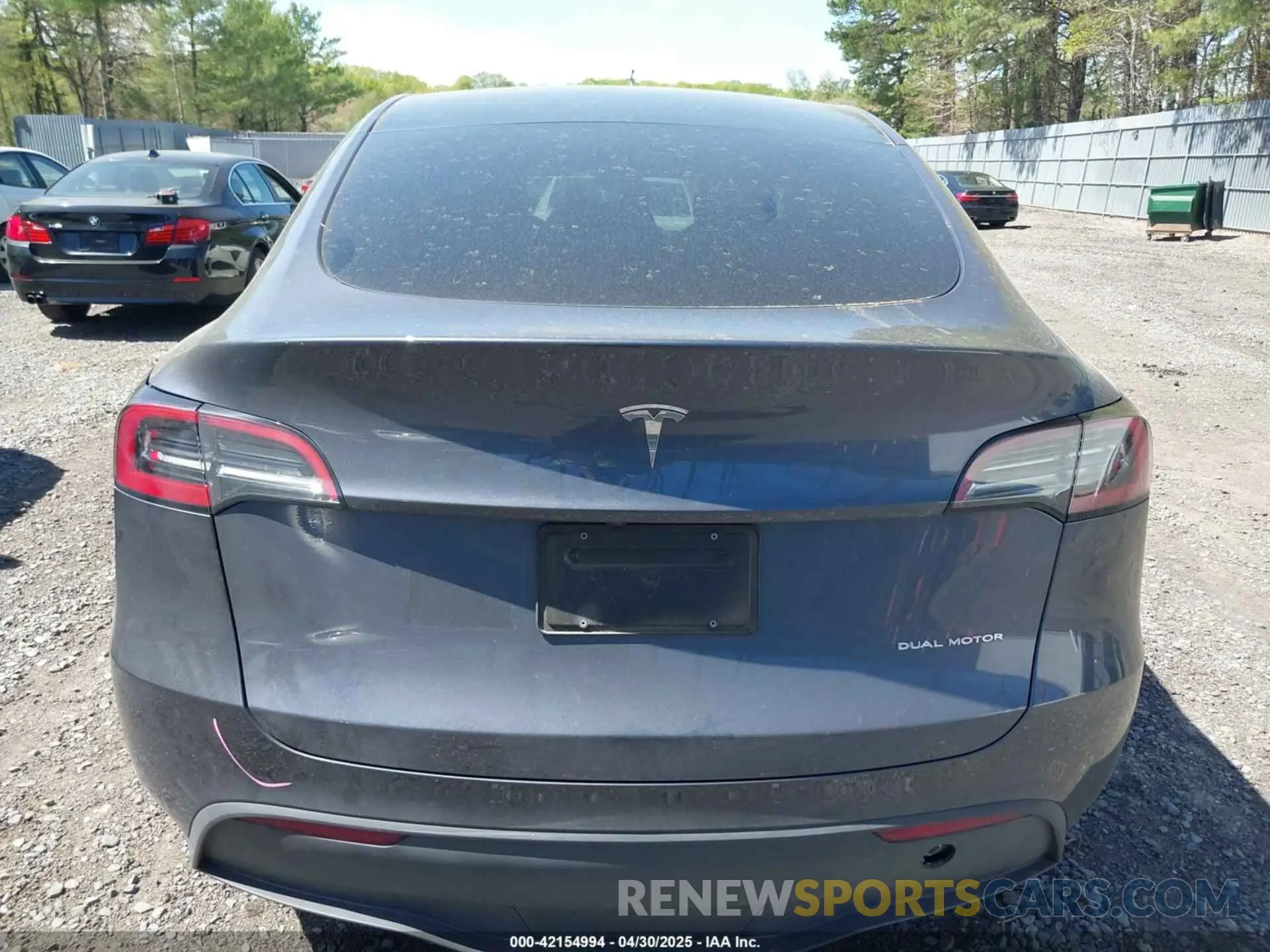 16 fotografías del automóvil dañado 7SAYGDEE9PA170556 TESLA MODEL Y 2023