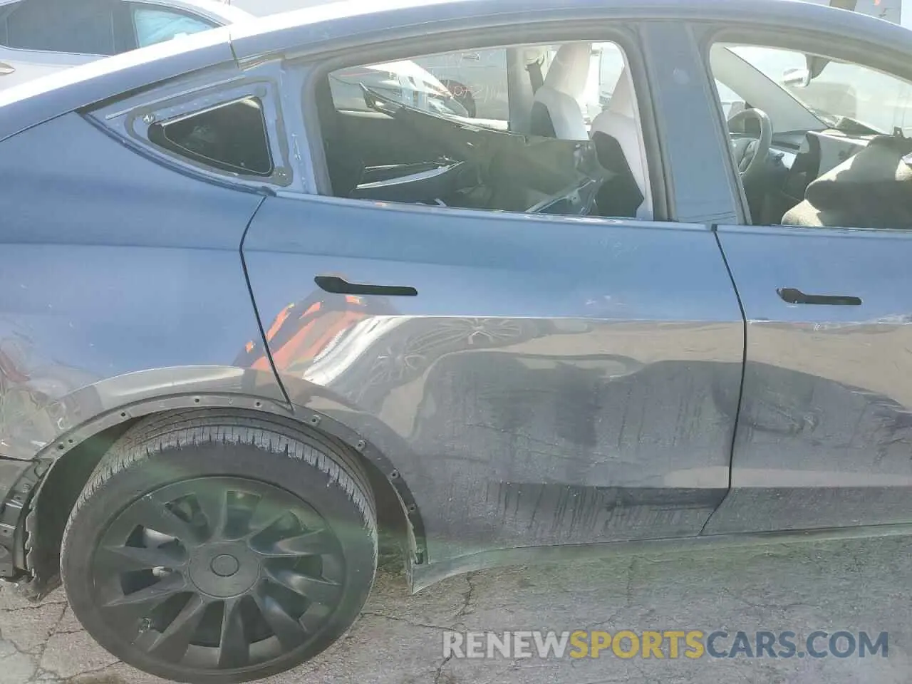 10 fotografías del automóvil dañado 7SAYGDEE9PA177636 TESLA MODEL Y 2023