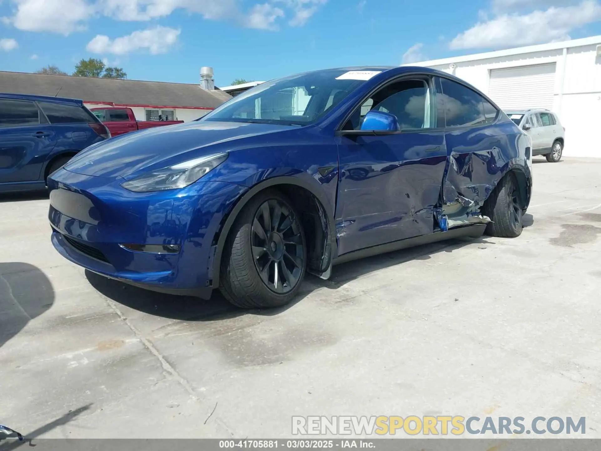 2 fotografías del automóvil dañado 7SAYGDEE9PA205757 TESLA MODEL Y 2023