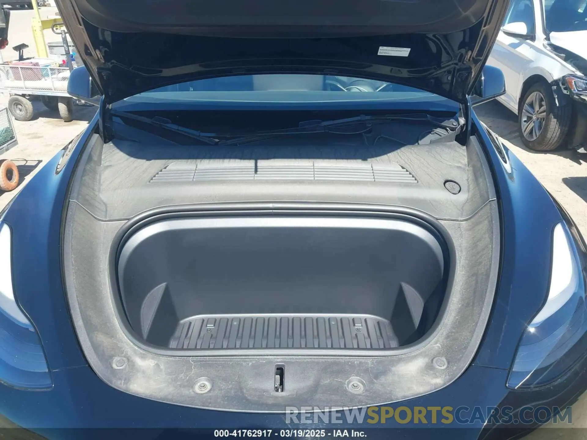 10 fotografías del automóvil dañado 7SAYGDEE9PF591096 TESLA MODEL Y 2023