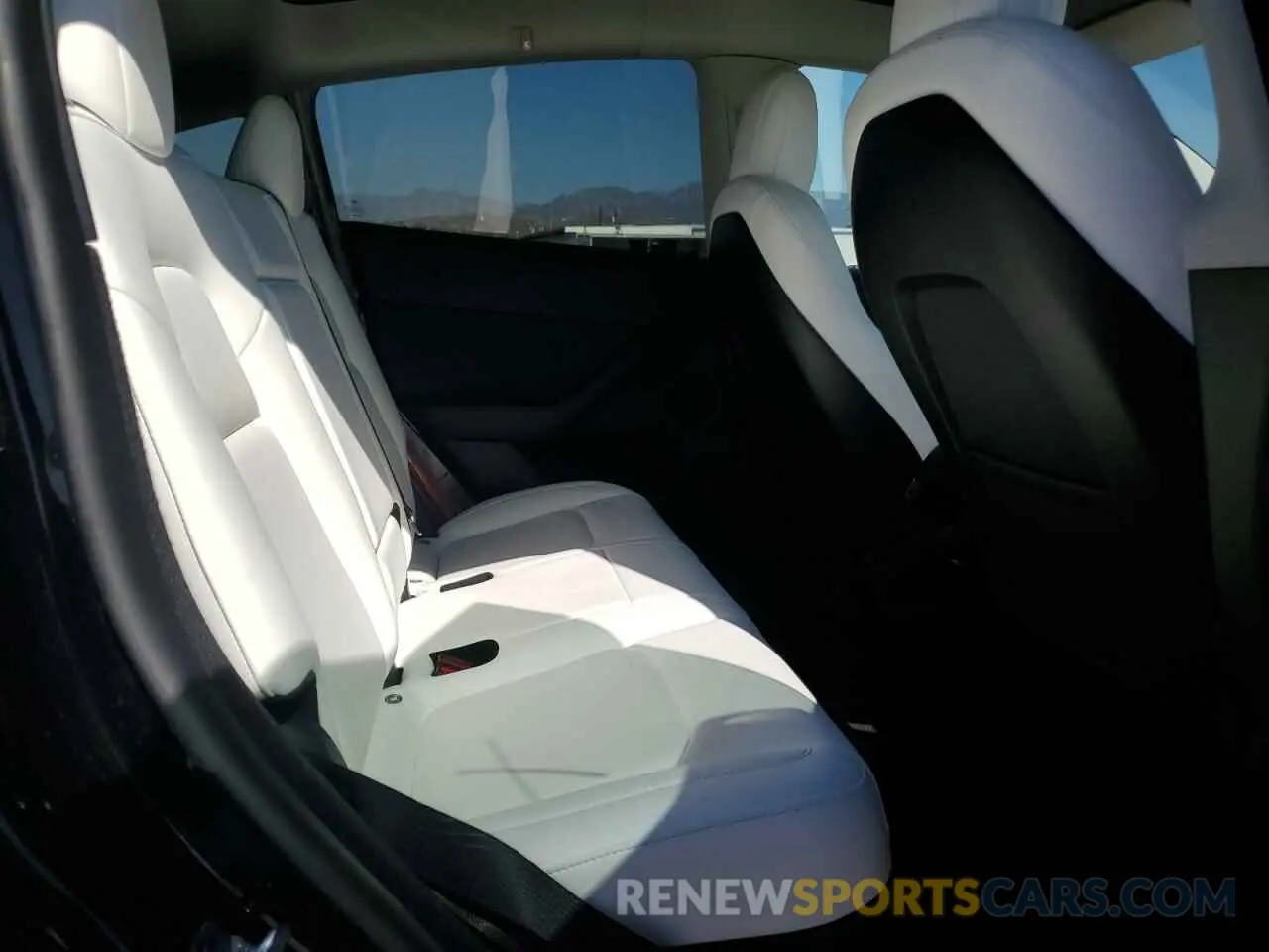 11 fotografías del automóvil dañado 7SAYGDEE9PF608303 TESLA MODEL Y 2023