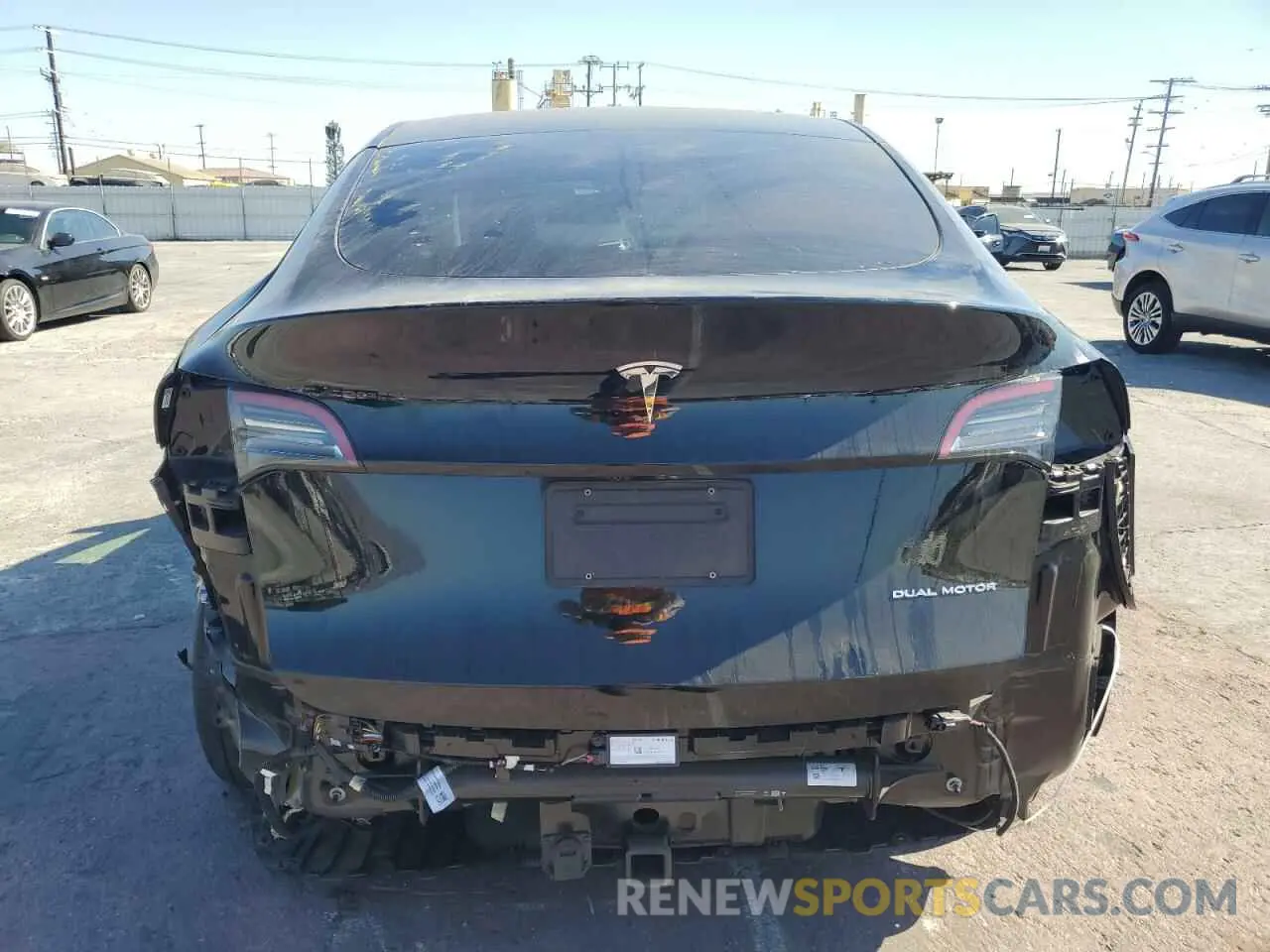 6 fotografías del automóvil dañado 7SAYGDEE9PF608303 TESLA MODEL Y 2023