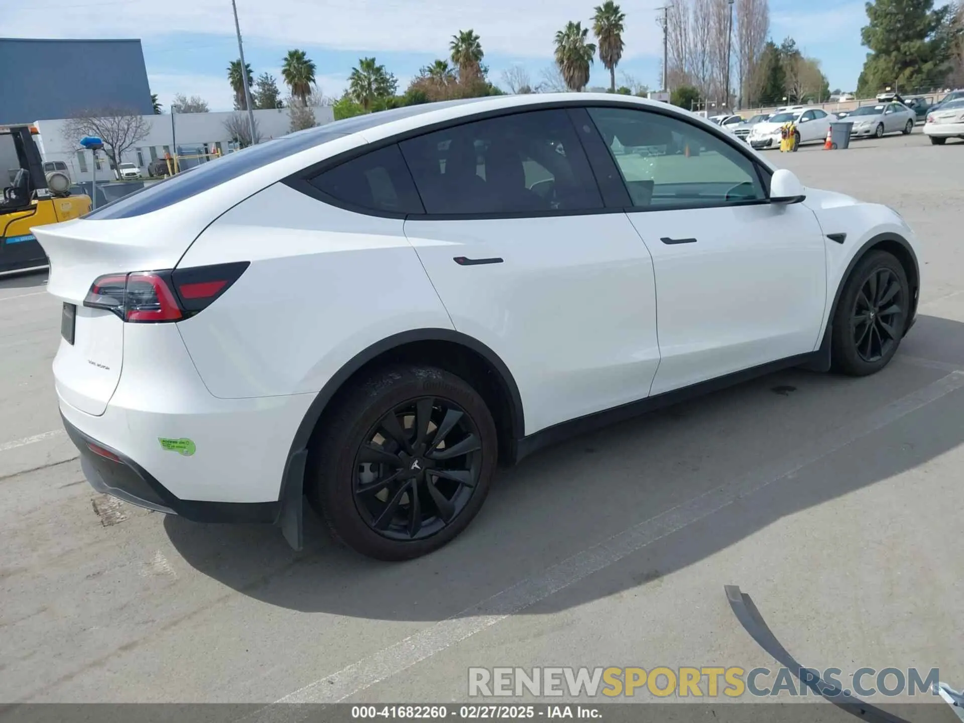 4 fotografías del automóvil dañado 7SAYGDEE9PF609824 TESLA MODEL Y 2023