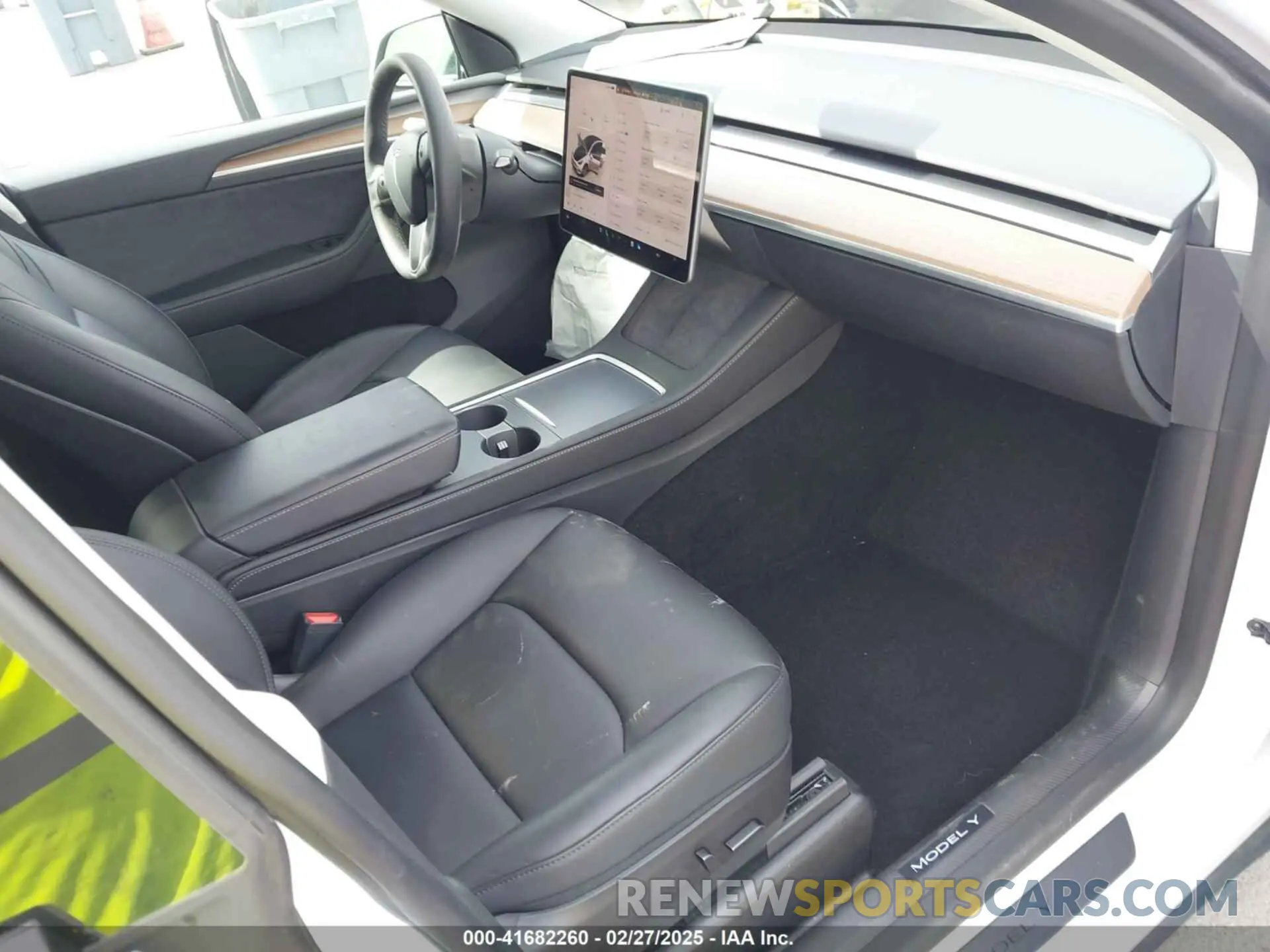5 fotografías del automóvil dañado 7SAYGDEE9PF609824 TESLA MODEL Y 2023