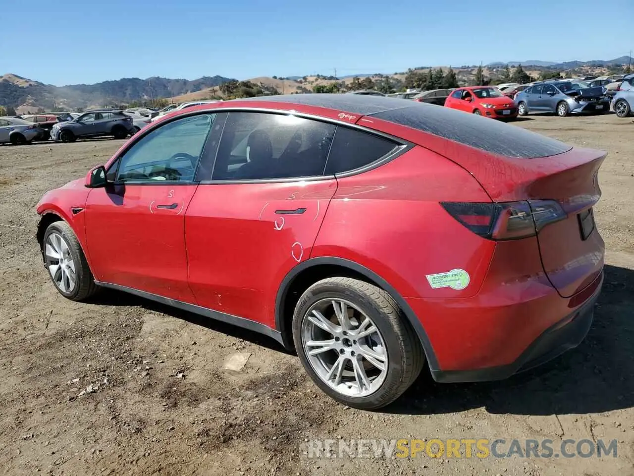 2 fotografías del automóvil dañado 7SAYGDEE9PF628437 TESLA MODEL Y 2023