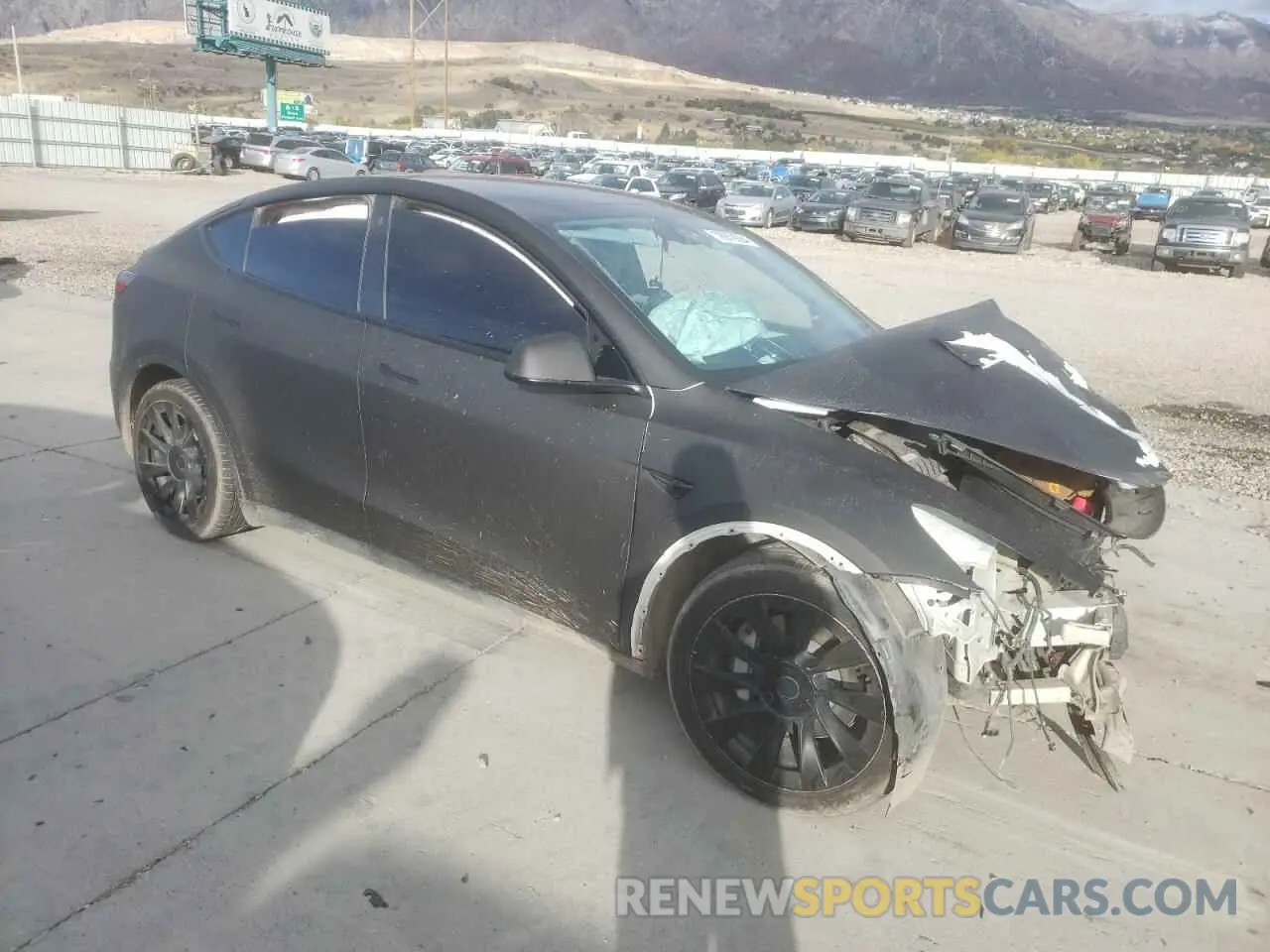 4 fotografías del automóvil dañado 7SAYGDEE9PF631306 TESLA MODEL Y 2023