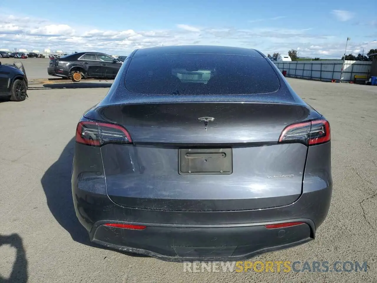 6 fotografías del automóvil dañado 7SAYGDEE9PF638742 TESLA MODEL Y 2023