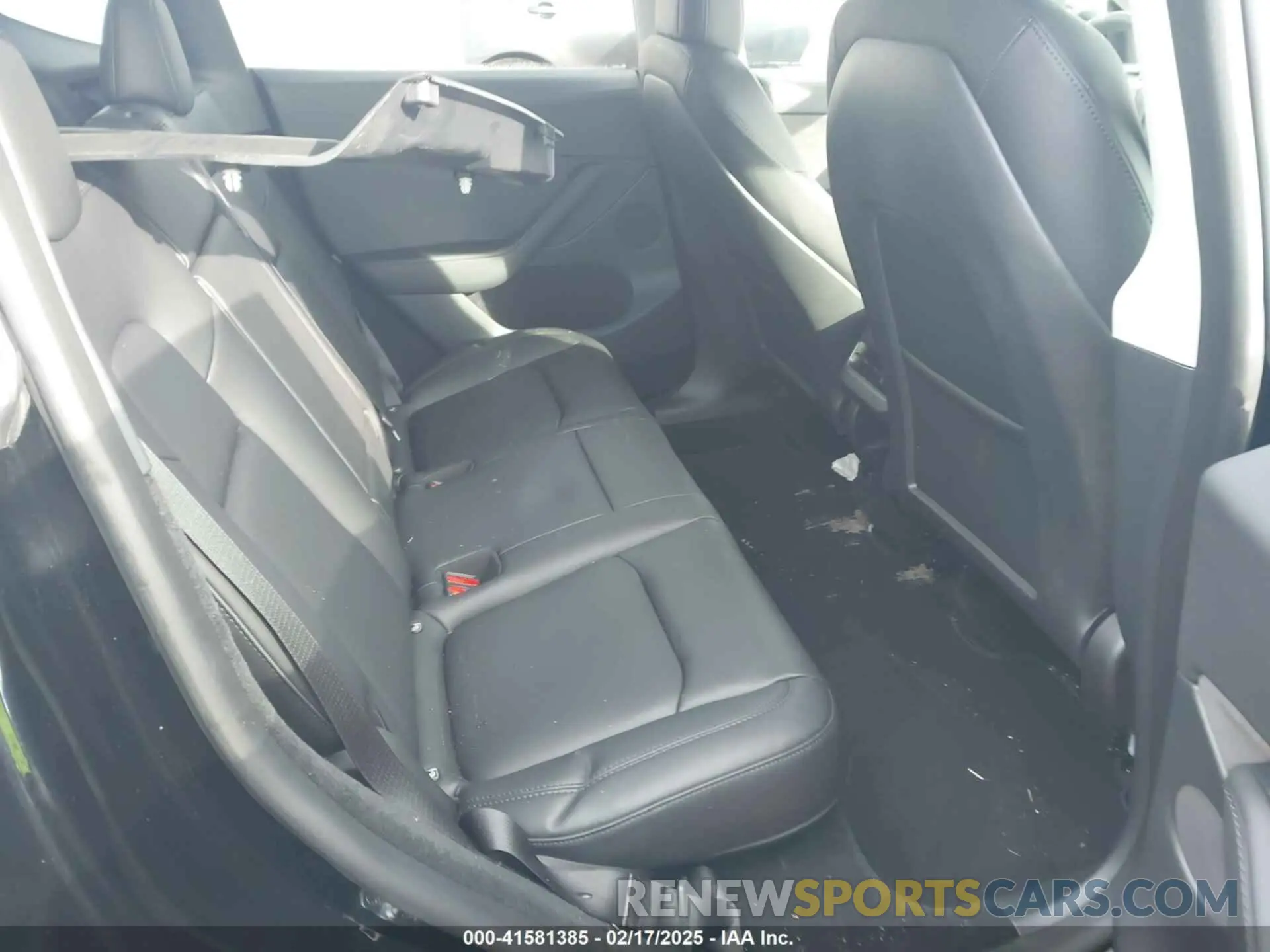 8 fotografías del automóvil dañado 7SAYGDEE9PF662720 TESLA MODEL Y 2023