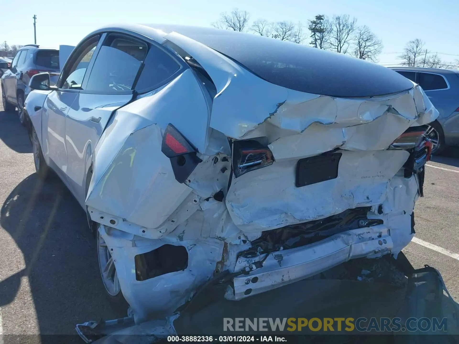 3 fotografías del automóvil dañado 7SAYGDEE9PF688041 TESLA MODEL Y 2023