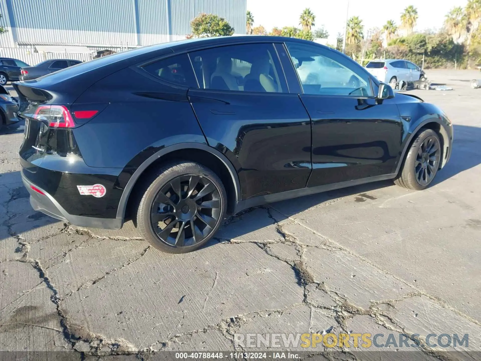4 fotografías del automóvil dañado 7SAYGDEE9PF787698 TESLA MODEL Y 2023