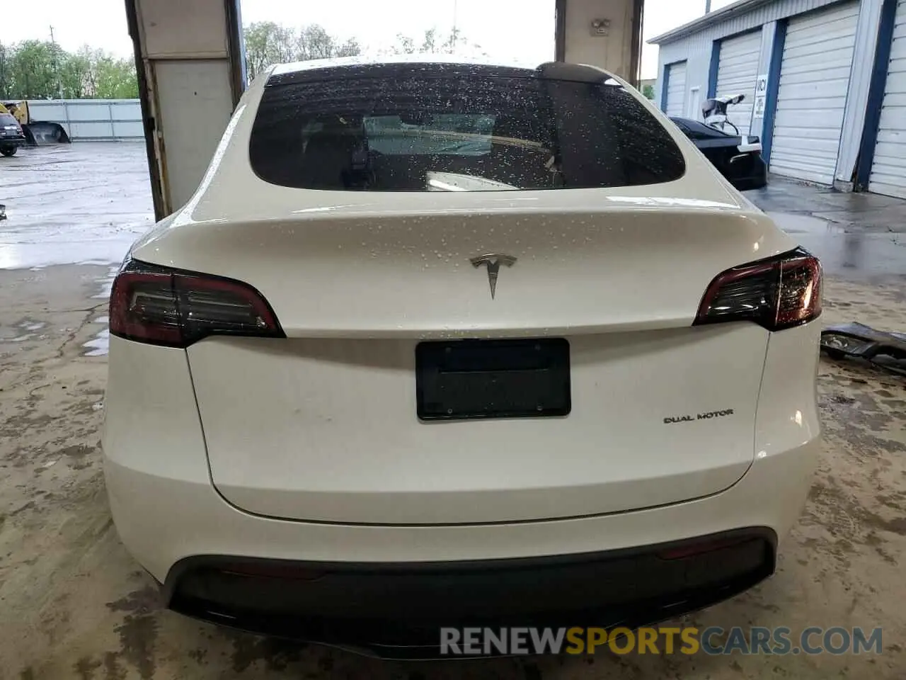 6 fotografías del automóvil dañado 7SAYGDEE9PF805214 TESLA MODEL Y 2023