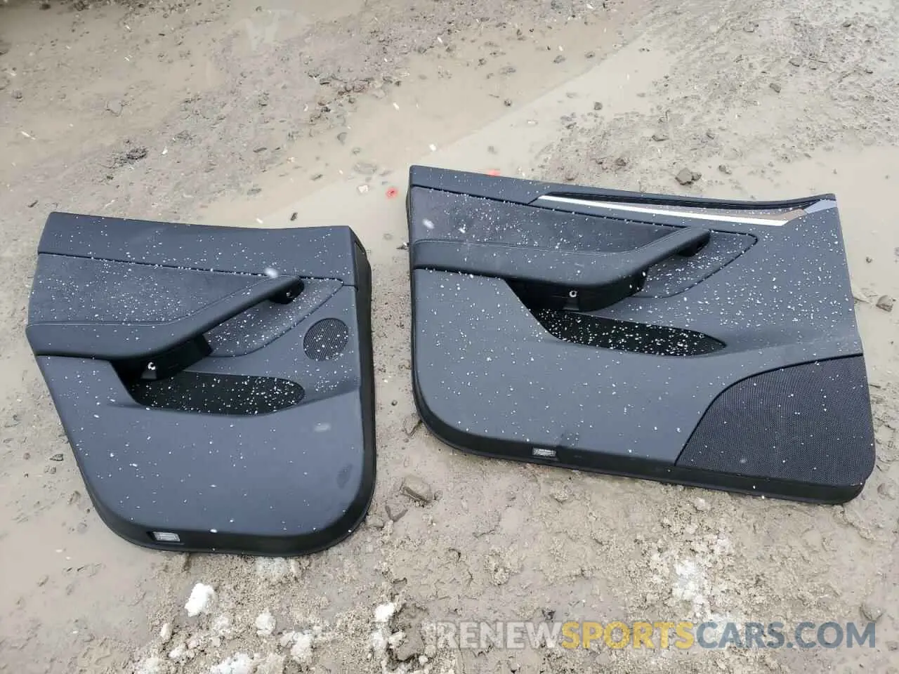 12 fotografías del automóvil dañado 7SAYGDEE9PF840948 TESLA MODEL Y 2023