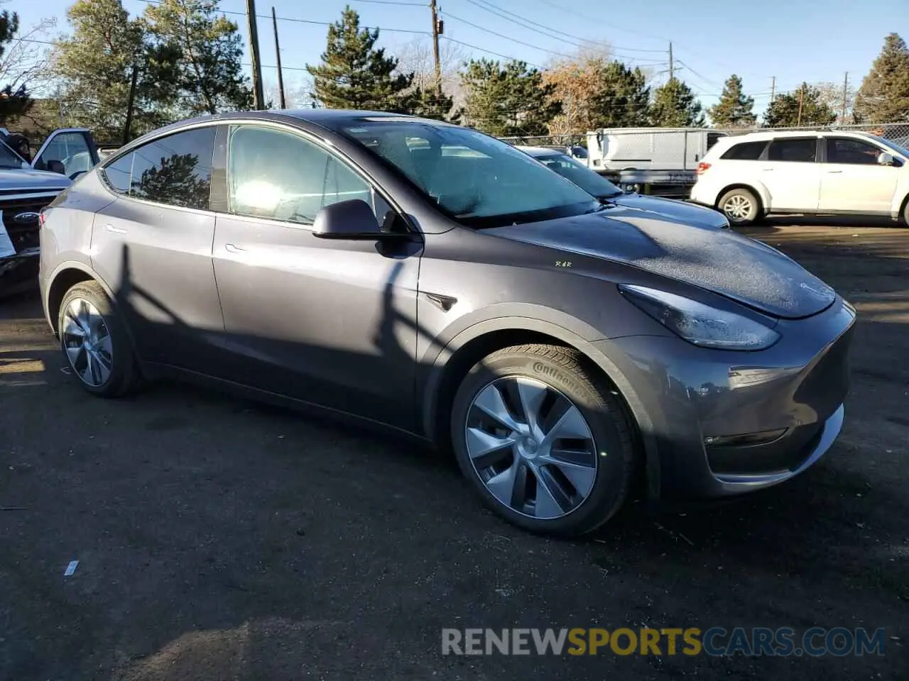 4 fotografías del automóvil dañado 7SAYGDEE9PF844370 TESLA MODEL Y 2023