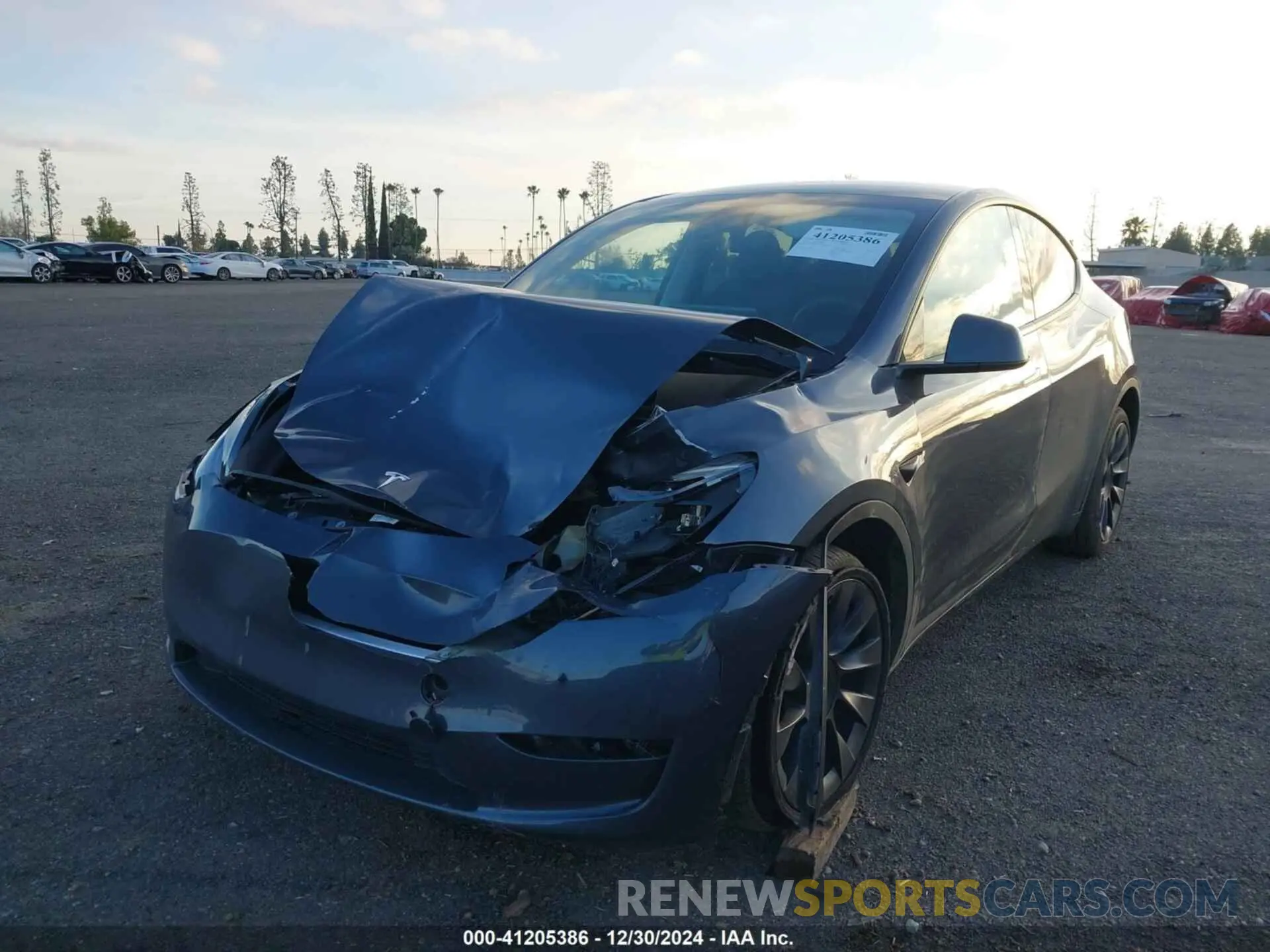 2 fotografías del automóvil dañado 7SAYGDEE9PF858527 TESLA MODEL Y 2023