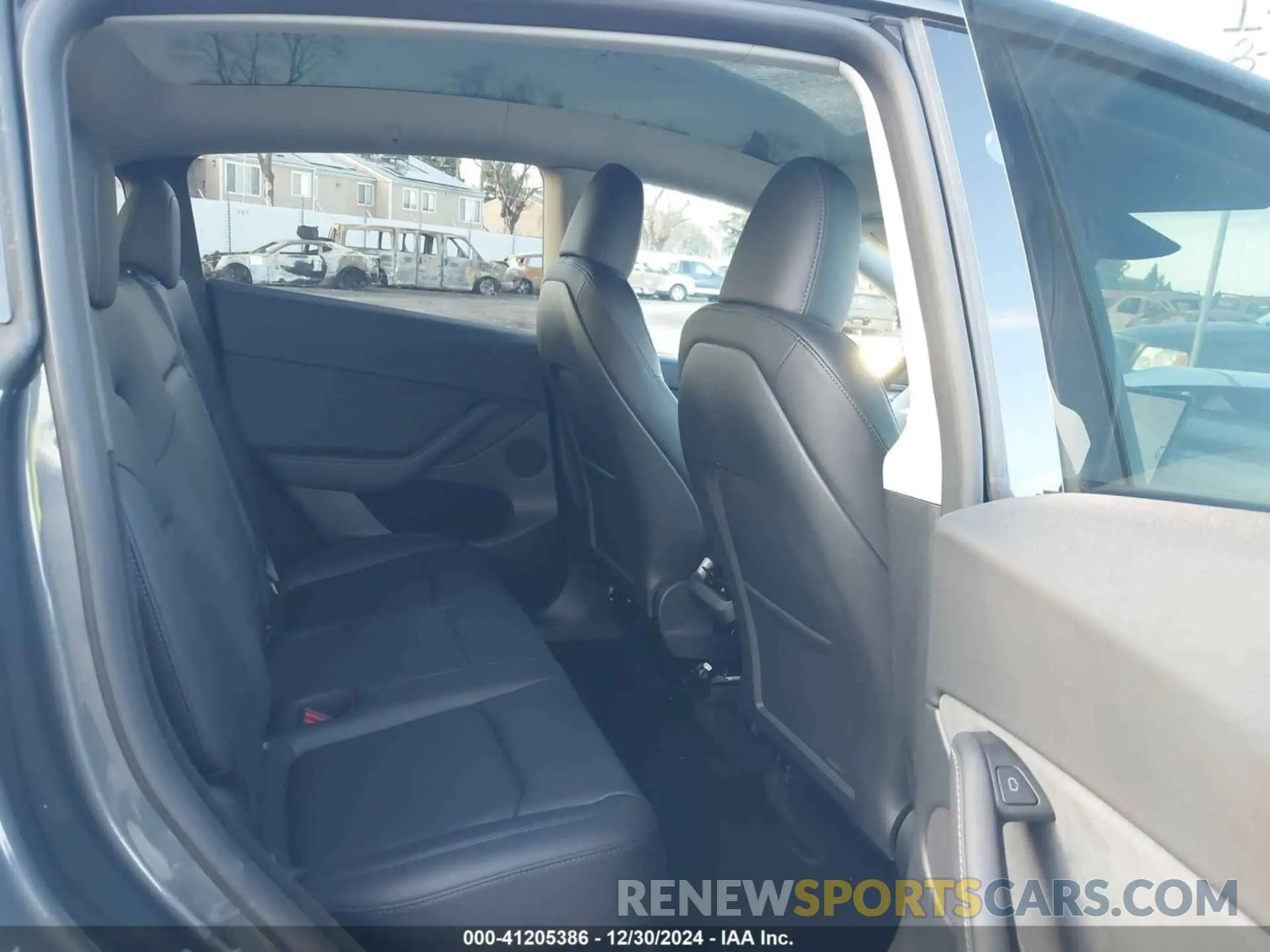8 fotografías del automóvil dañado 7SAYGDEE9PF858527 TESLA MODEL Y 2023