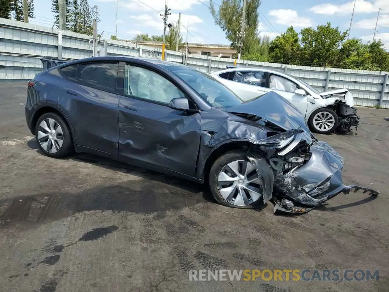 4 fotografías del automóvil dañado 7SAYGDEE9PF885405 TESLA MODEL Y 2023