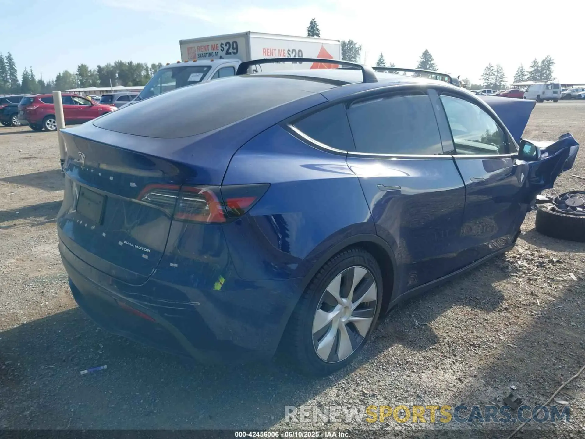 4 fotografías del automóvil dañado 7SAYGDEE9PF917186 TESLA MODEL Y 2023