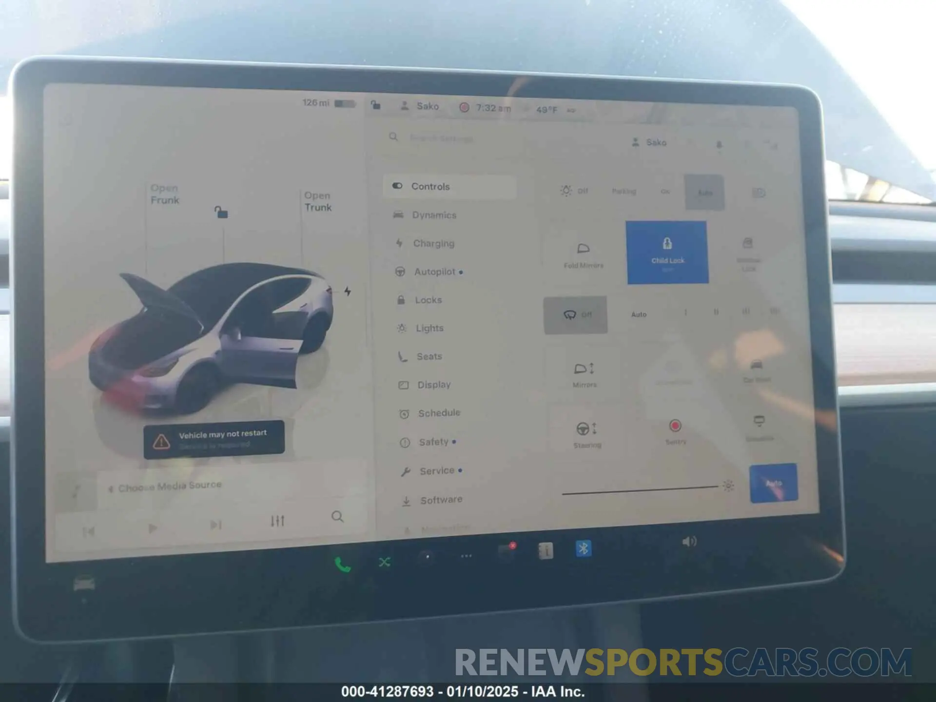 18 fotografías del automóvil dañado 7SAYGDEE9PF958627 TESLA MODEL Y 2023