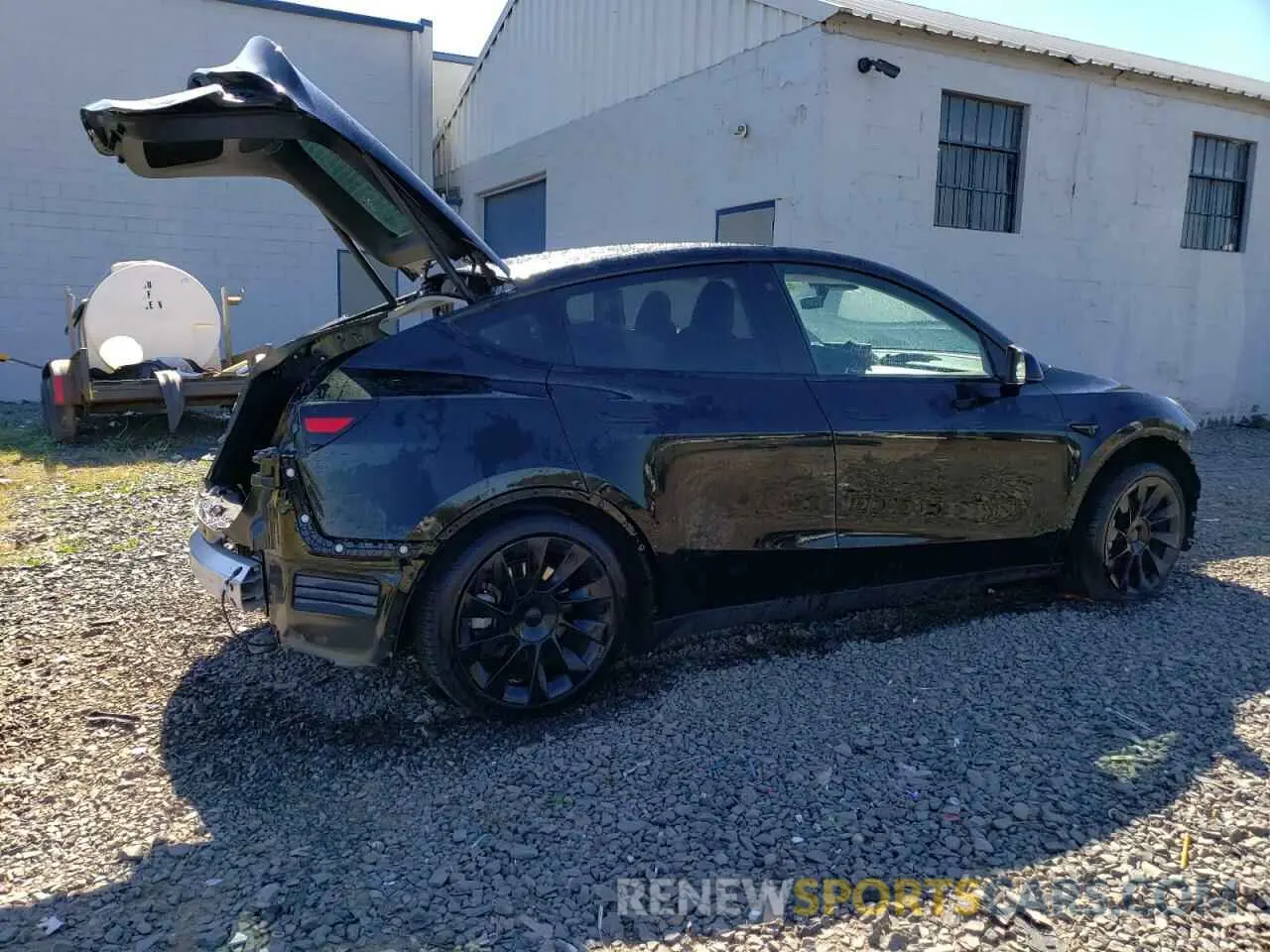 3 fotografías del automóvil dañado 7SAYGDEEXPA024036 TESLA MODEL Y 2023