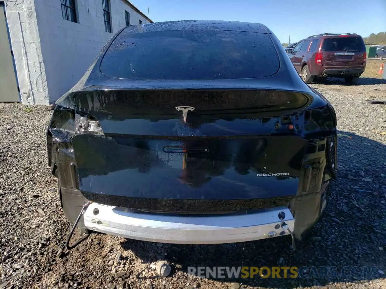 6 fotografías del automóvil dañado 7SAYGDEEXPA024036 TESLA MODEL Y 2023