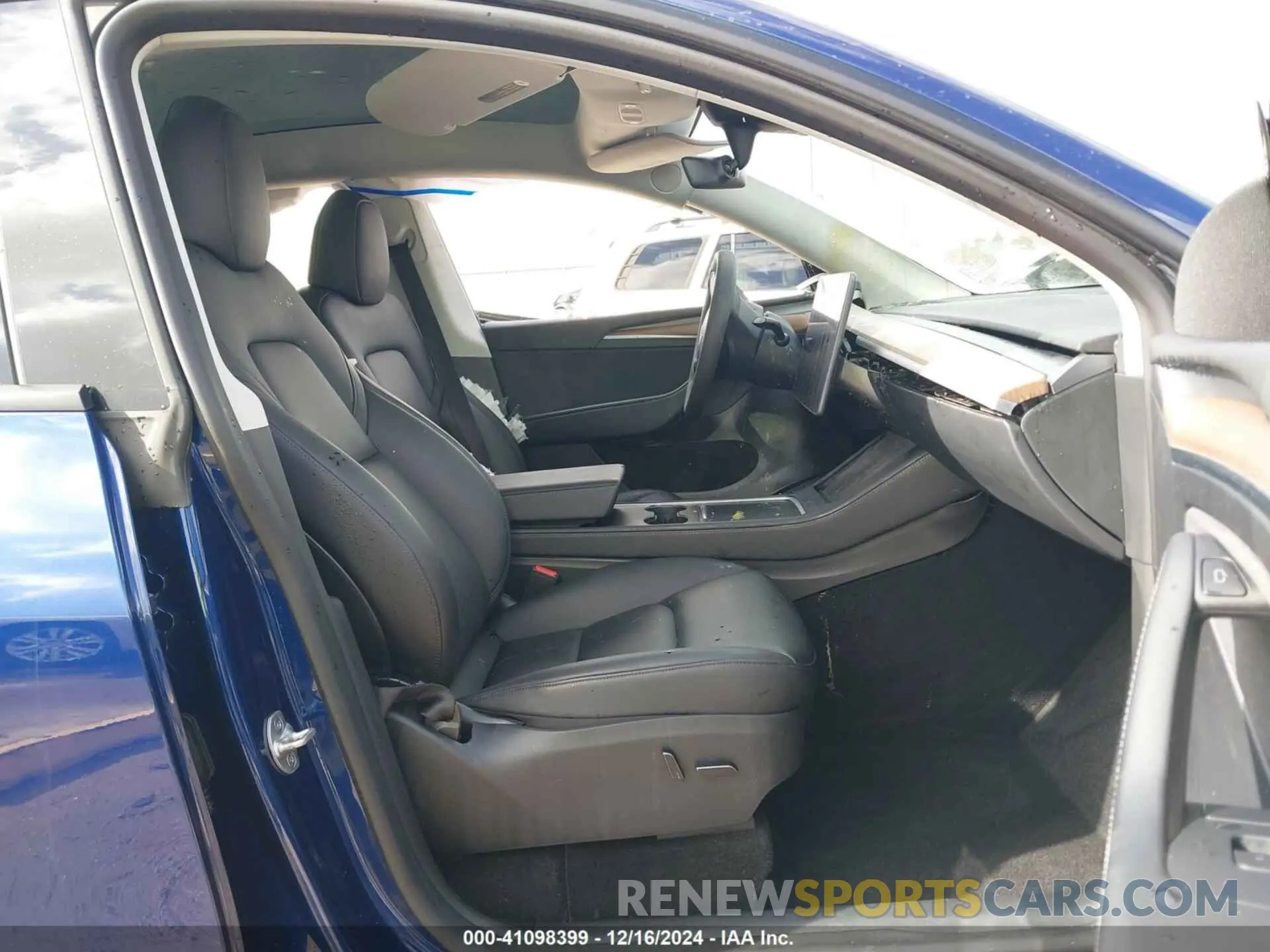 5 fotografías del automóvil dañado 7SAYGDEEXPA091039 TESLA MODEL Y 2023