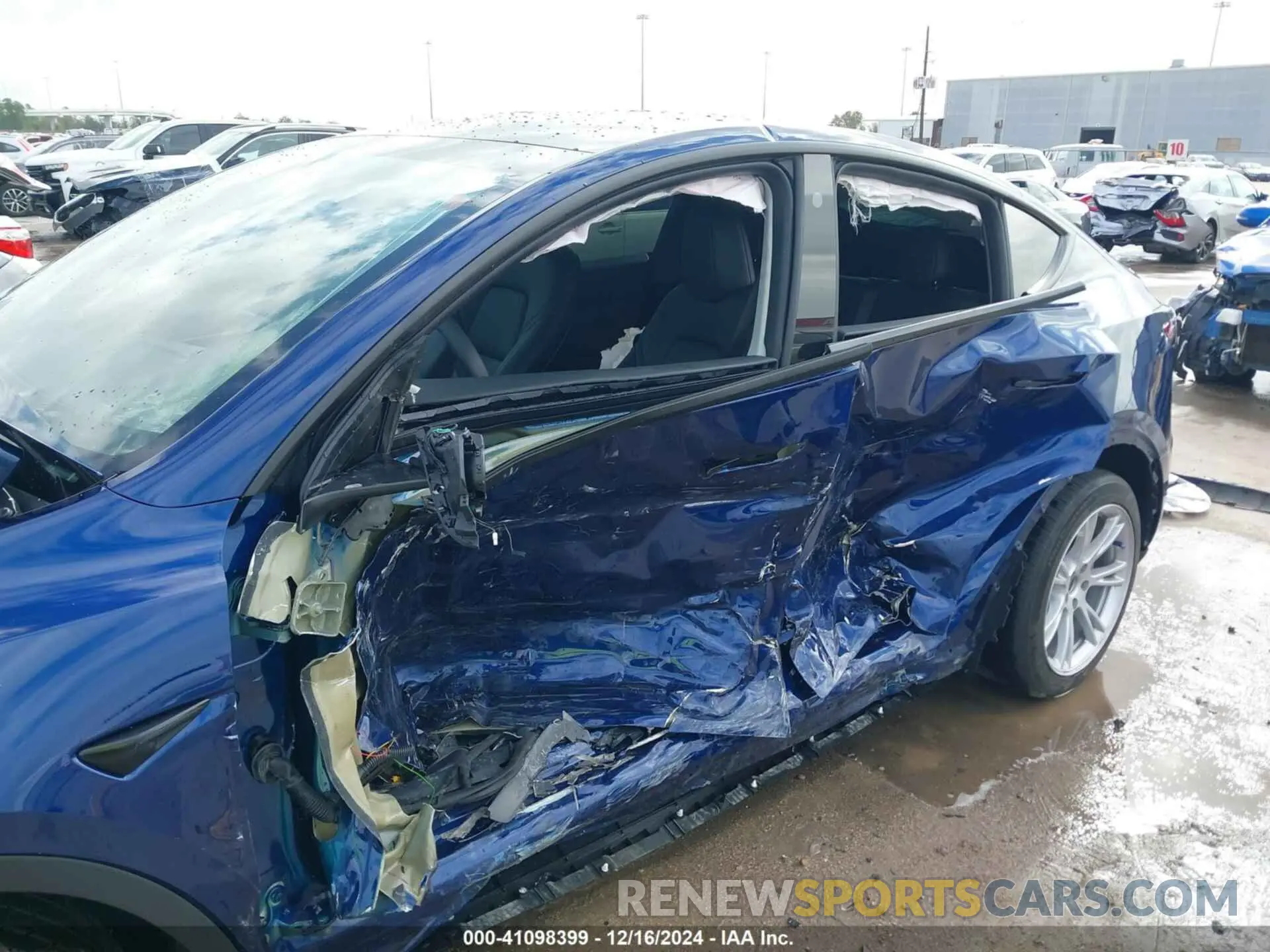 6 fotografías del automóvil dañado 7SAYGDEEXPA091039 TESLA MODEL Y 2023