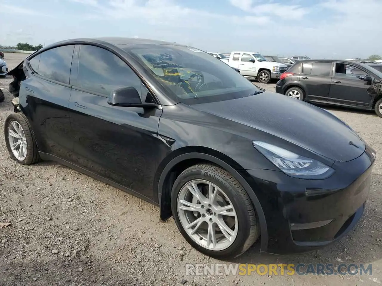 4 fotografías del automóvil dañado 7SAYGDEEXPA096418 TESLA MODEL Y 2023