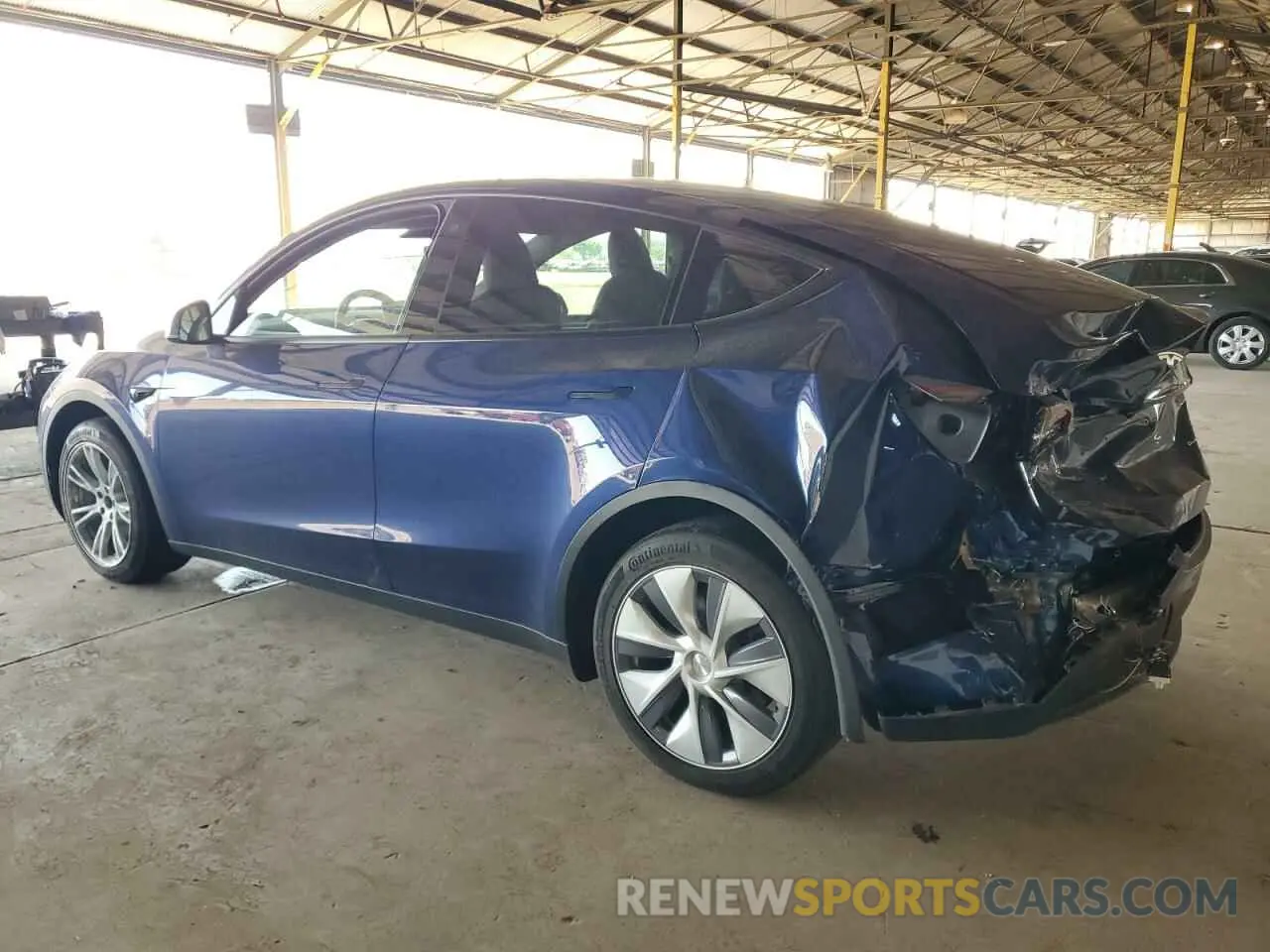 2 fotografías del automóvil dañado 7SAYGDEEXPA113329 TESLA MODEL Y 2023