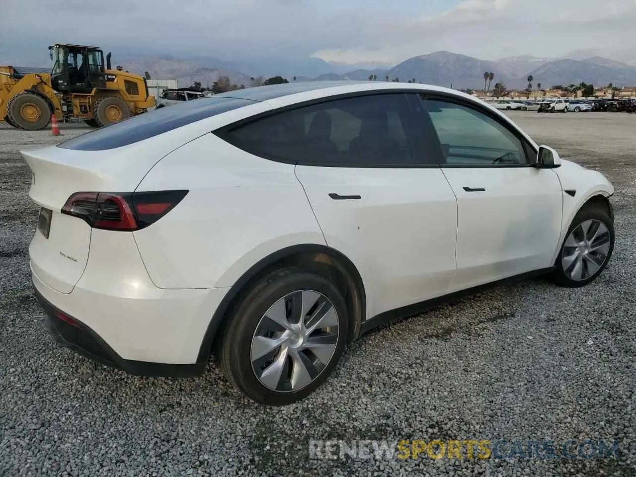 3 fotografías del automóvil dañado 7SAYGDEEXPA114884 TESLA MODEL Y 2023