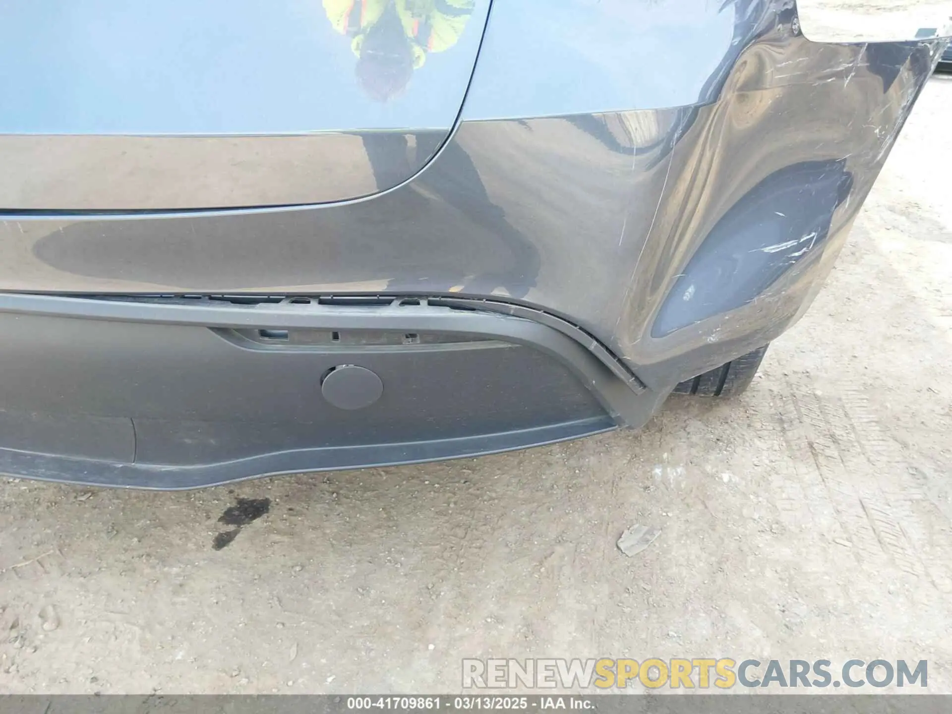 16 fotografías del automóvil dañado 7SAYGDEEXPA168444 TESLA MODEL Y 2023