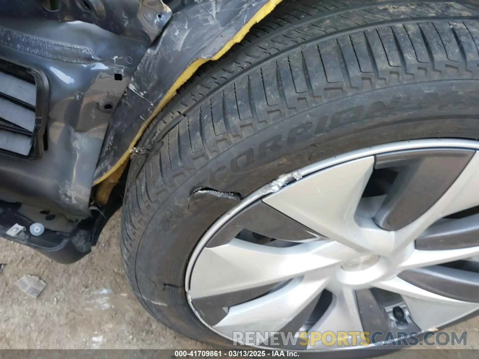 20 fotografías del automóvil dañado 7SAYGDEEXPA168444 TESLA MODEL Y 2023